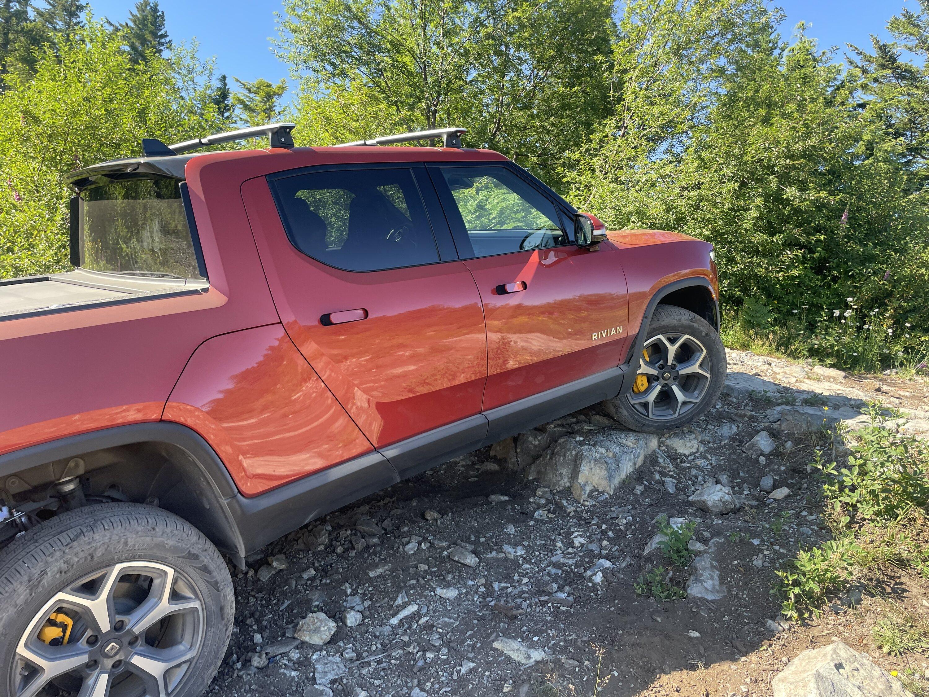 Rivian R1T R1S RED CANYON Rivian Photos AFDEE57F-7918-4DD7-82C6-C8D1BDE9CF84