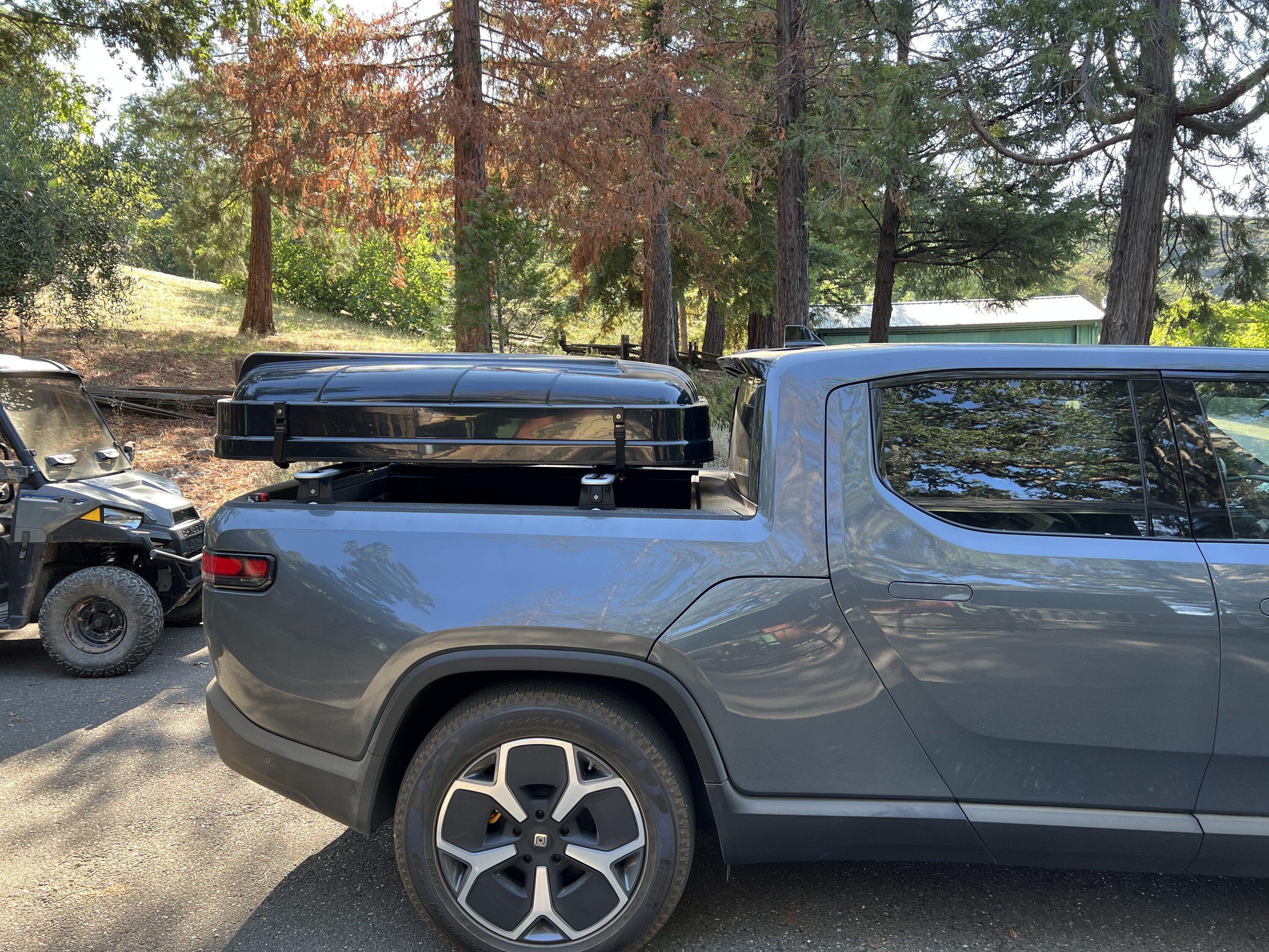 Rivian R1T R1S 23Zero Armadillo X RTT installed on R1T bed 4A7C6E16-7A66-41DB-AC69-8AFE476DEECC