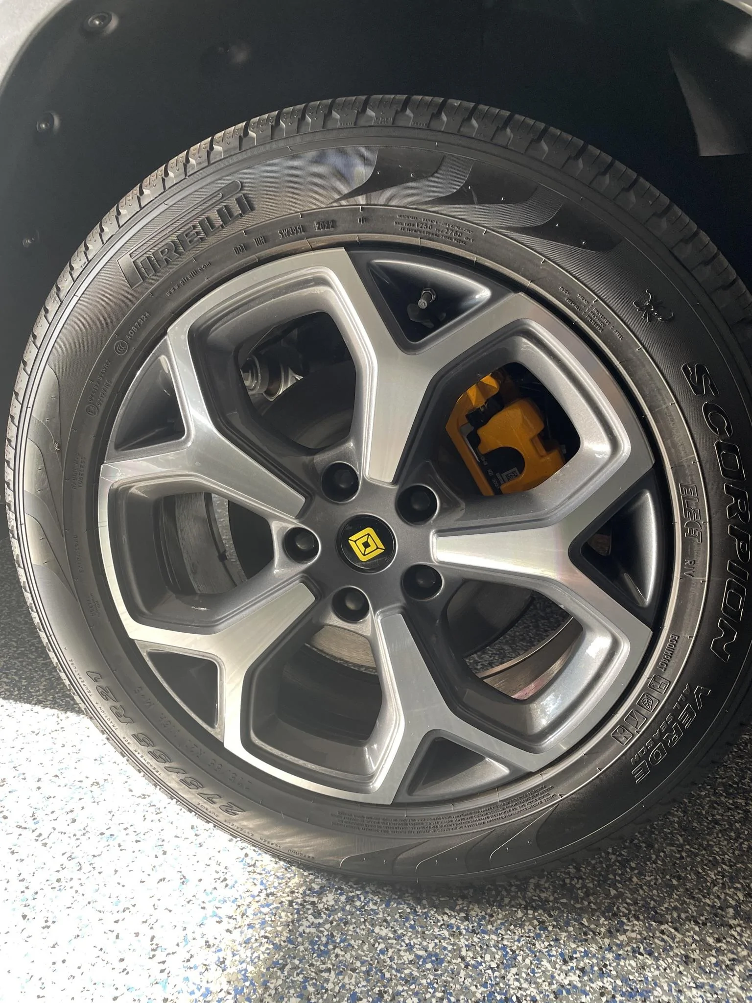 Rivian R1T R1S Pics without aero covers? AFD6DF12-449D-4C40-83FD-97BC0546C7C6