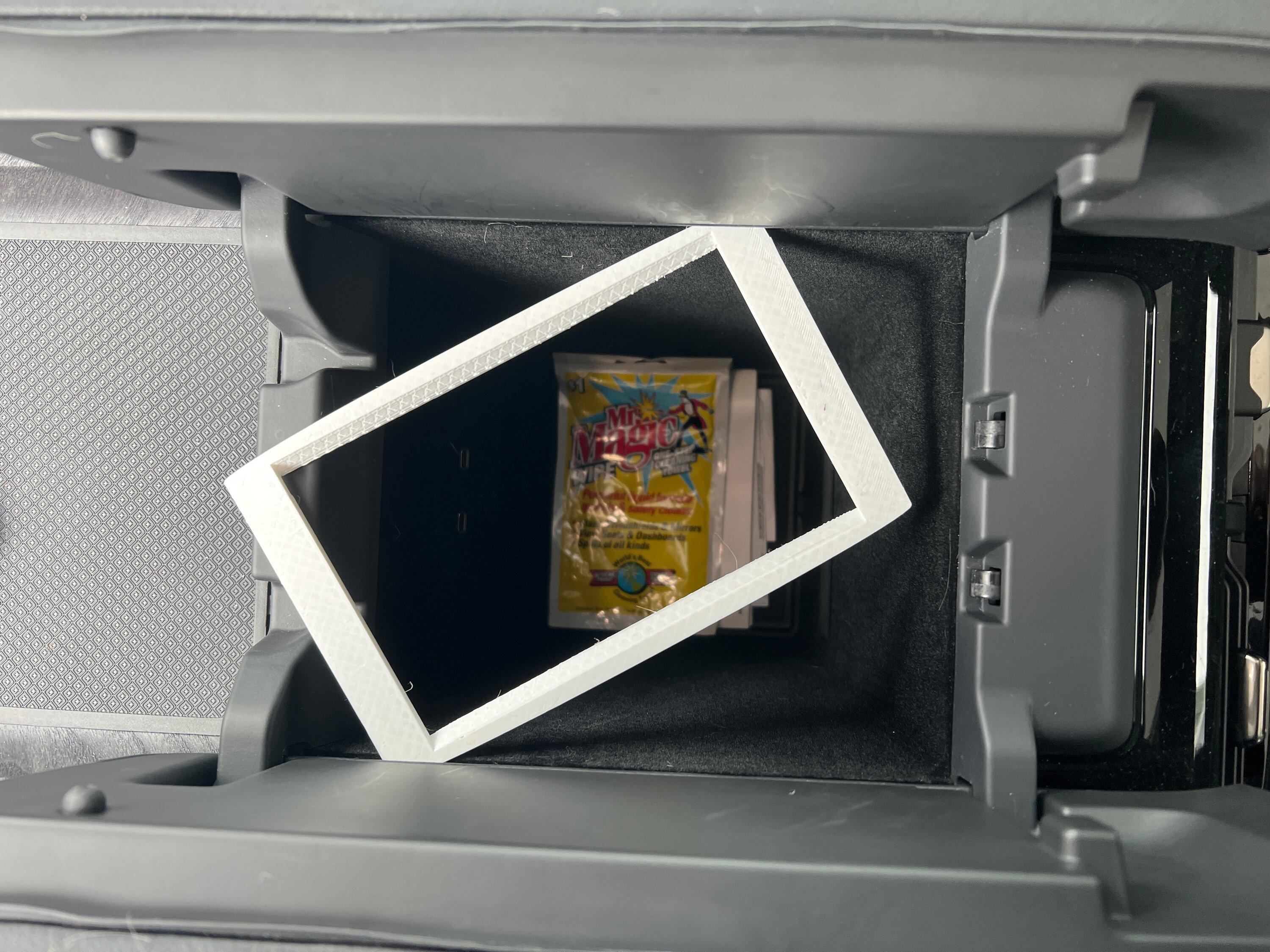 Rivian R1T R1S Center Console Tray IMG_0635 (1).JPG