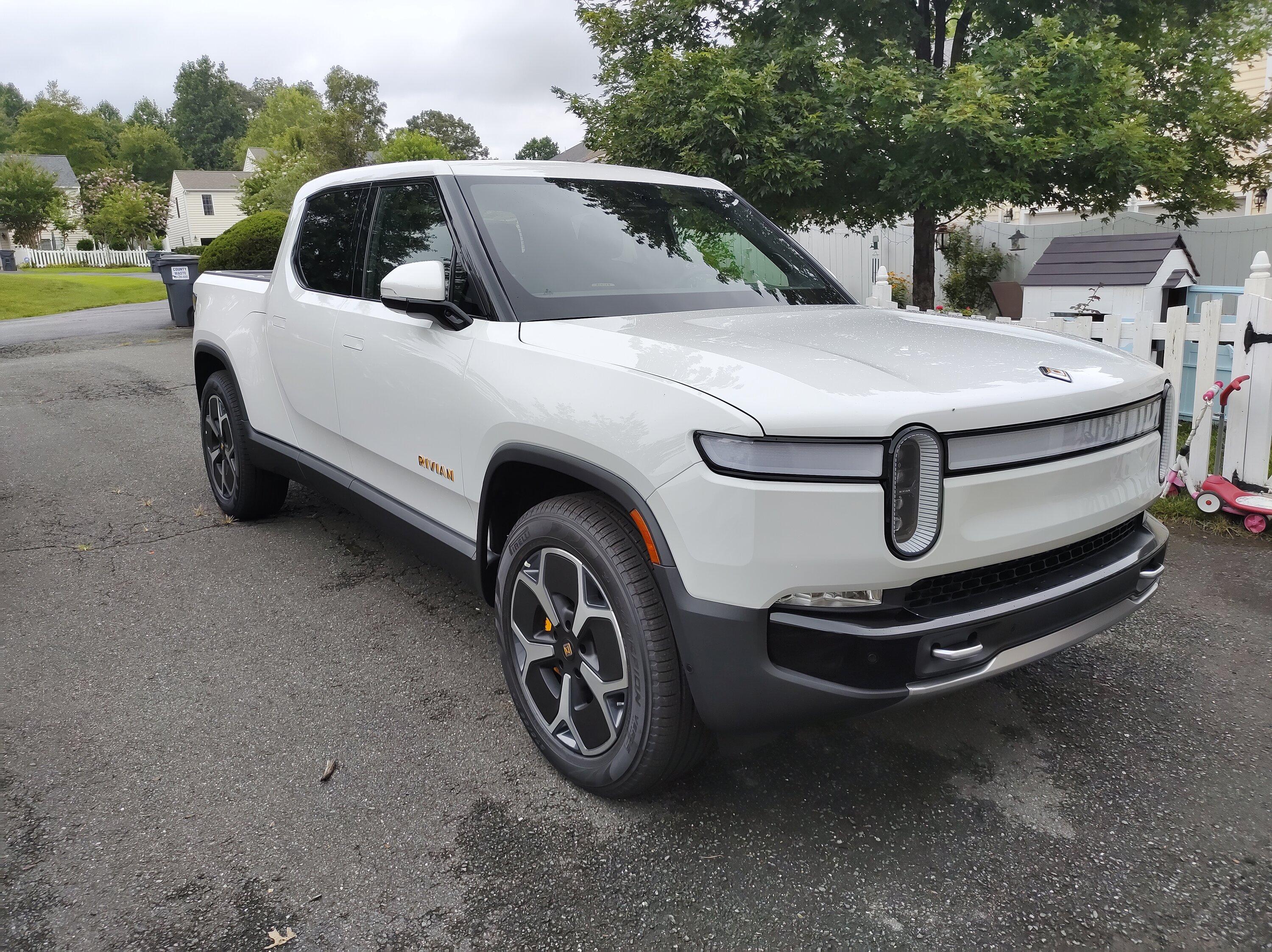 Rivian R1T R1S Two Hours After Delivery and Put to Work IMG_20220726_113441