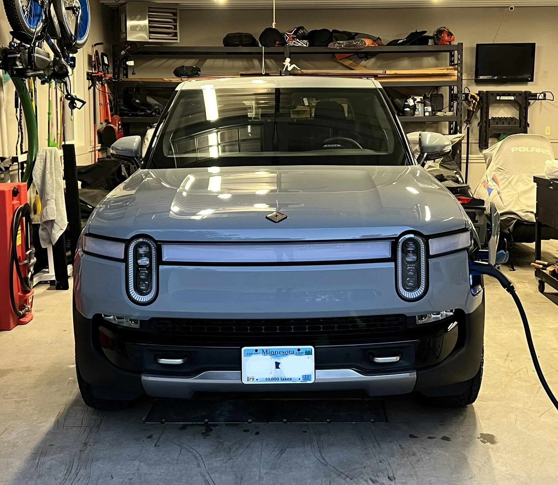 Rivian R1T R1S Title, license plate (transfer or new) and registration 4EA13971-83BD-43C3-9DD4-7135A183D4E6