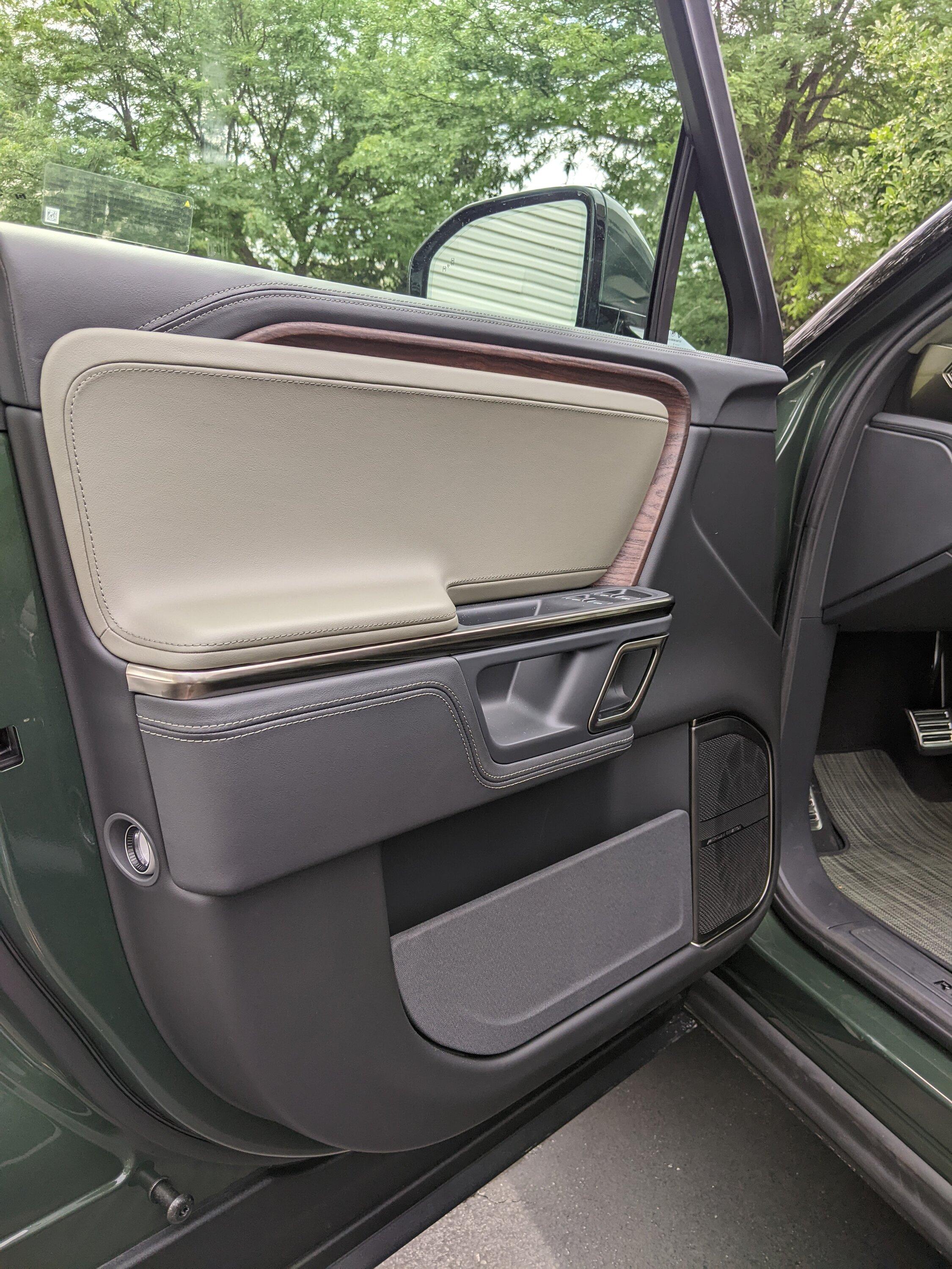 Rivian R1T R1S FOREST GREEN R1T Photos PXL_20220725_190735583