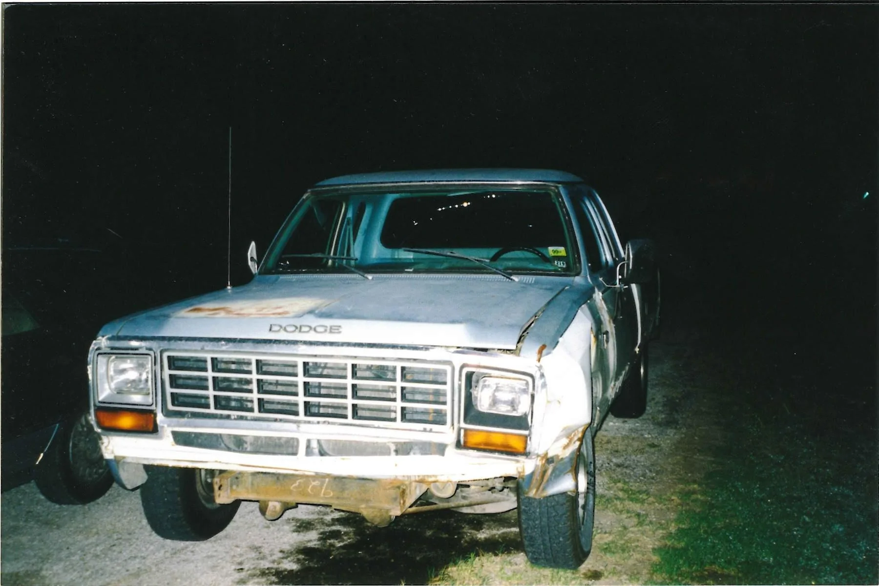 Rivian R1T R1S Comparing your R1T to your previous truck (1500 Limited in my case) 1998c - Beat up Picku