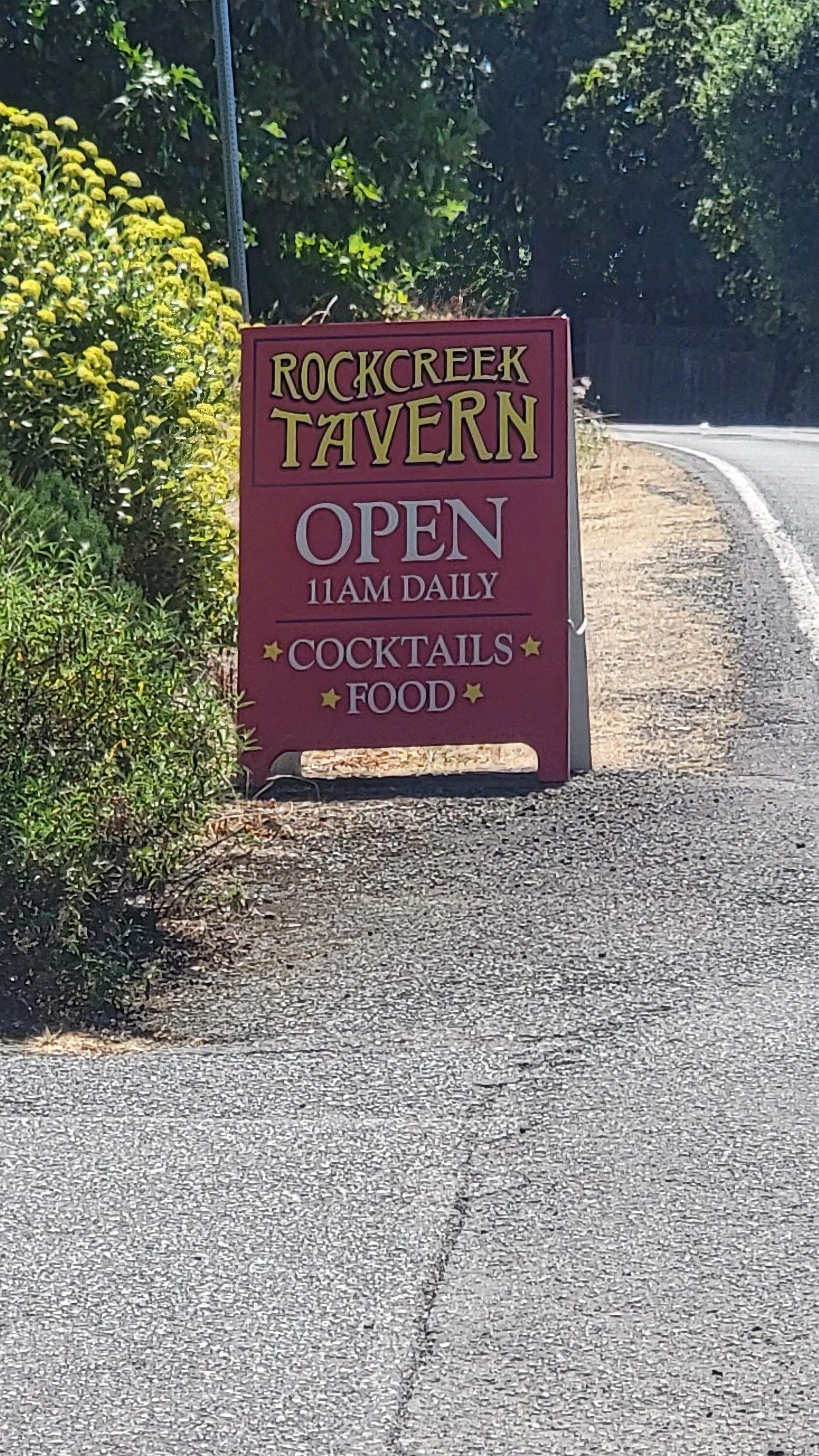 Rivian R1T R1S A new gathering at the classic Rock Creek Tavern! 20220729_140501