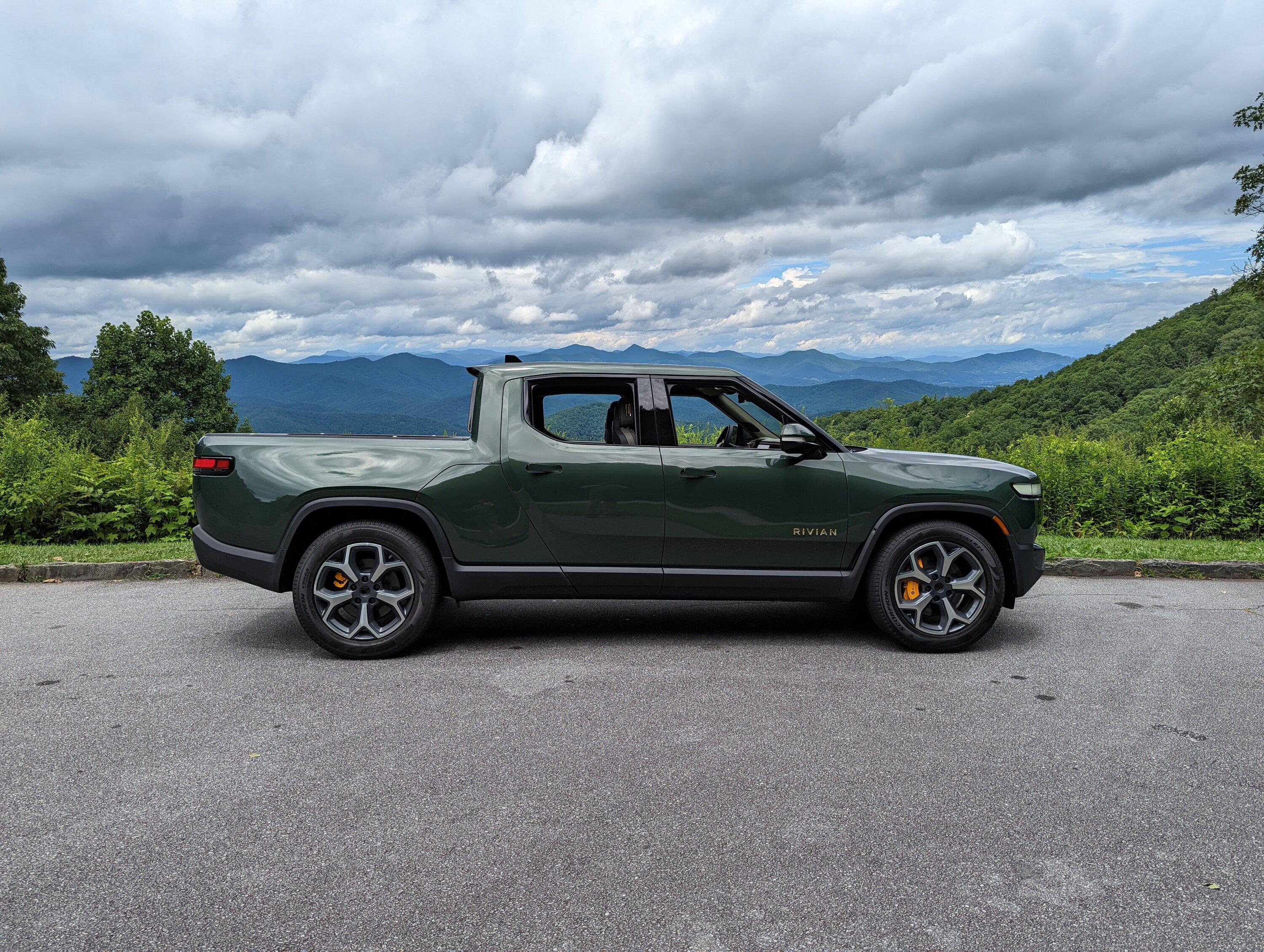 Rivian R1T R1S Green on Green on Blue 183 Mile Road Trip & Pure Driving Bliss on Blue Ridge Parkway, NC PXL_20220731_173630170