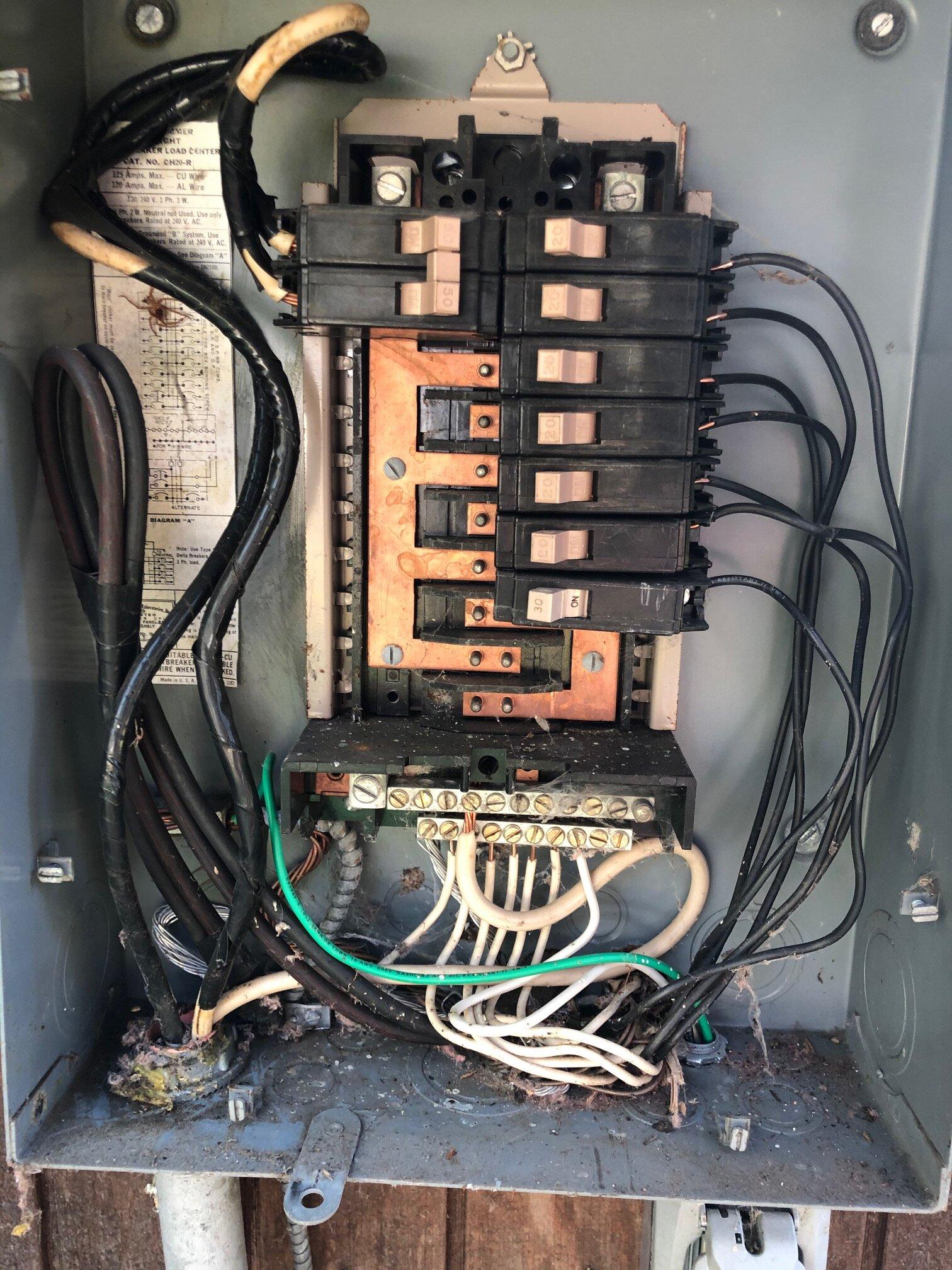 Rivian R1T R1S Charging at an off-grid Cabin (electrical advice) IMG_0806