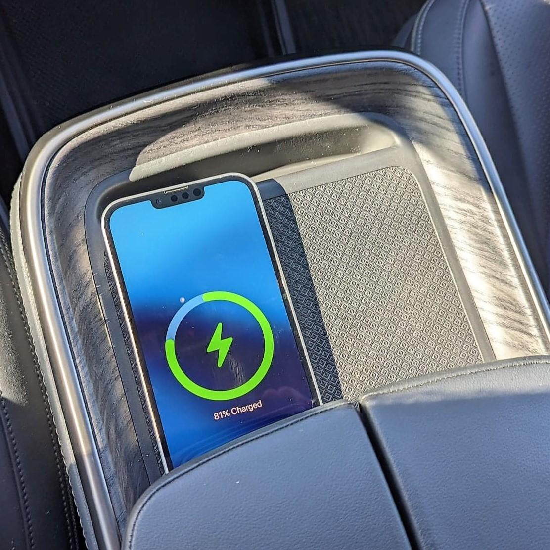 Rivian R1T R1S Working Magsafe / Magnetic Qi Wireless Charging Pad Install! - DIY Writeup 297045270_802505947594352_2774831180003327390_n