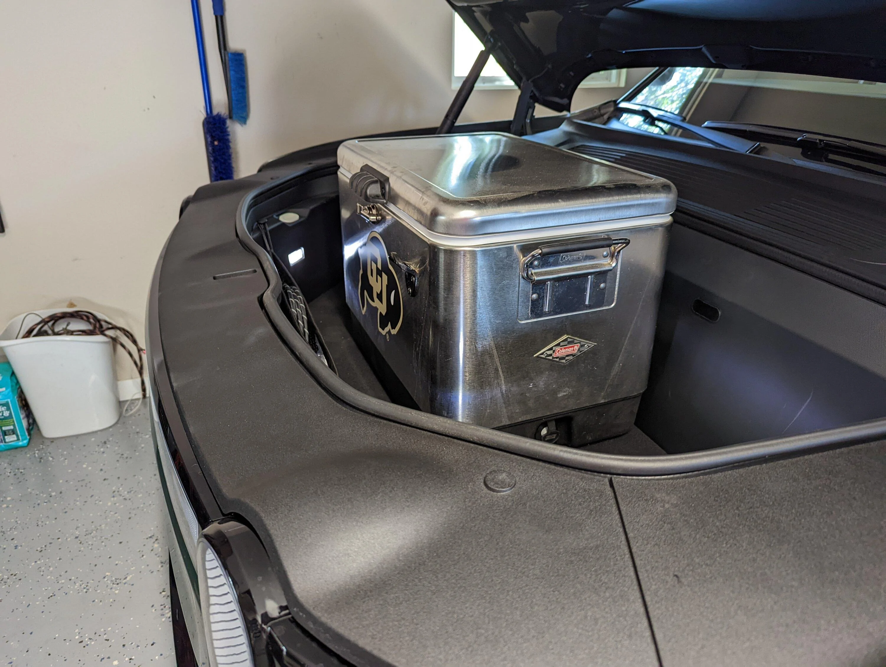 Rivian R1T R1S Coolers that fit in the frunk? PXL_20220807_160558966.MP
