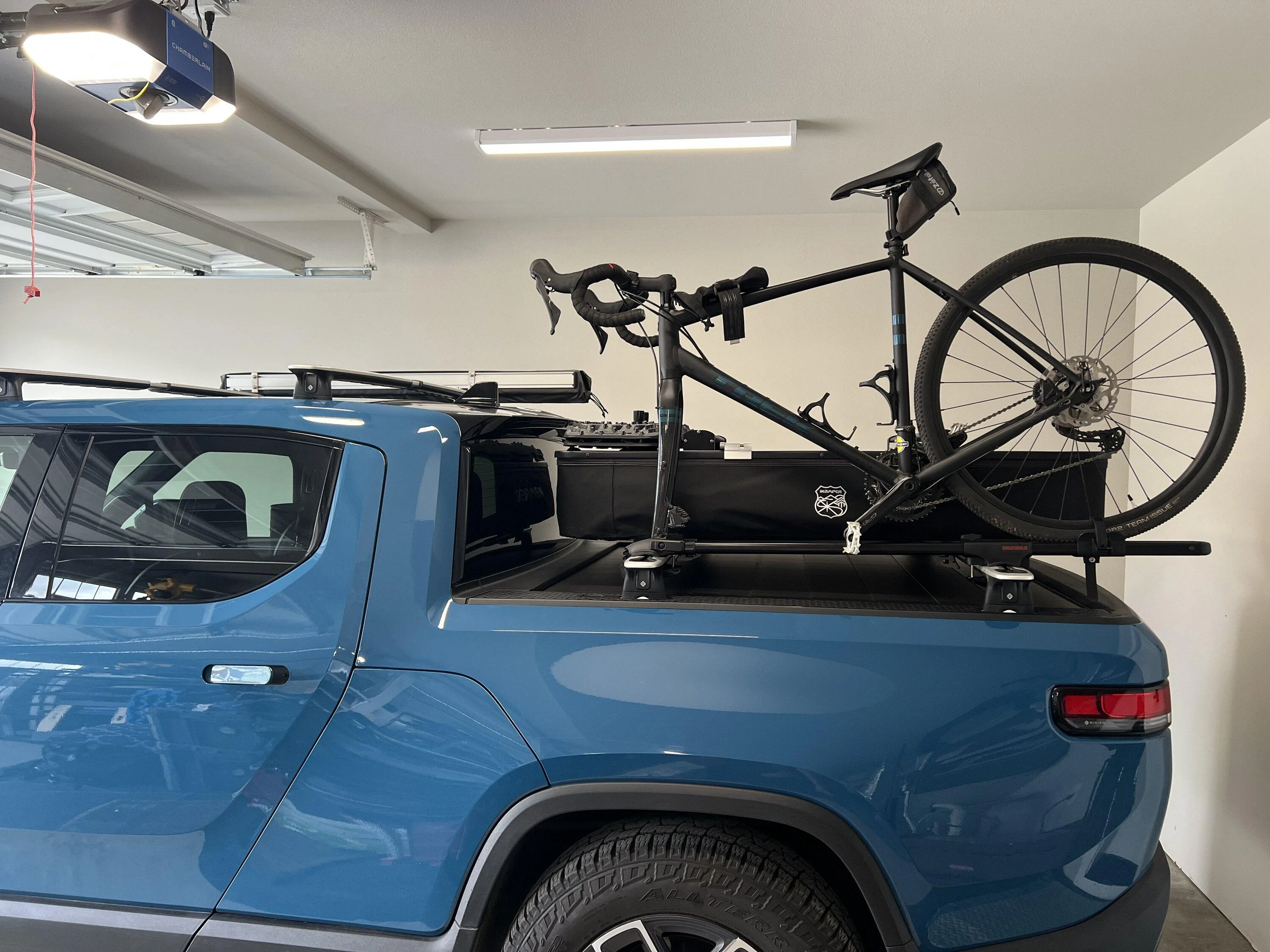 Rivian R1T R1S I added a Forklift to my truck ;) ADFC39FA-FDCA-4557-8C1A-89B63CDCE036
