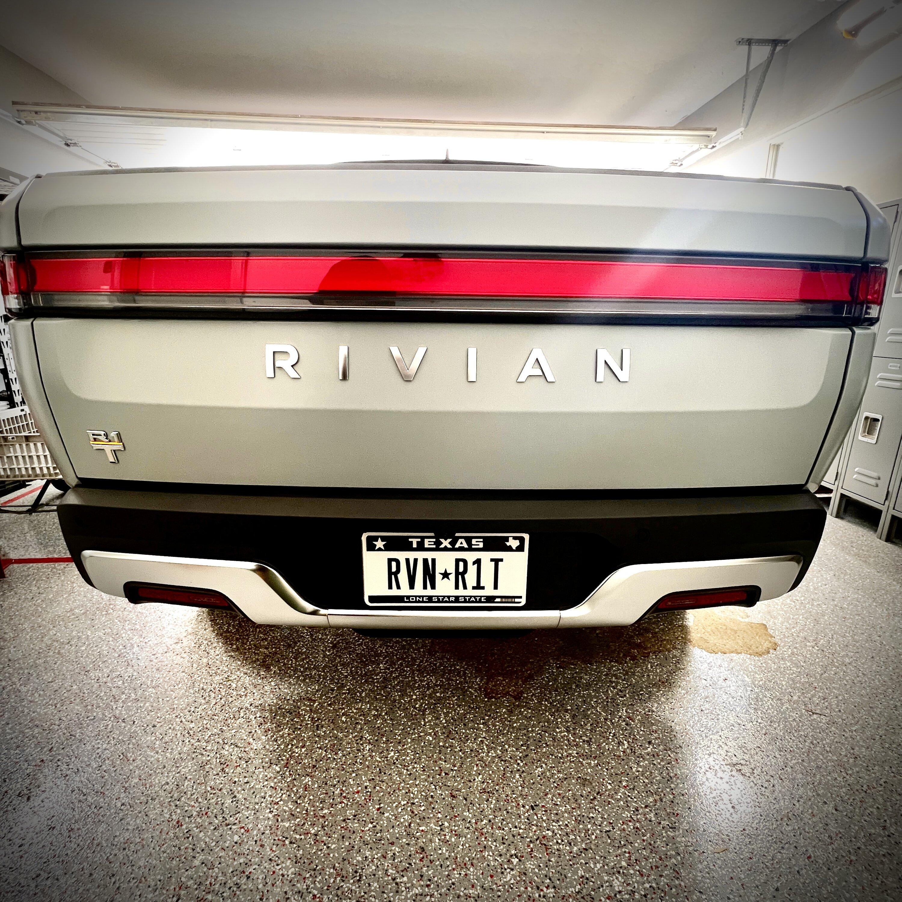 Rivian R1T R1S Texas registration -- Rivian doing it, should I ask to do it? IMG_4024.JPG