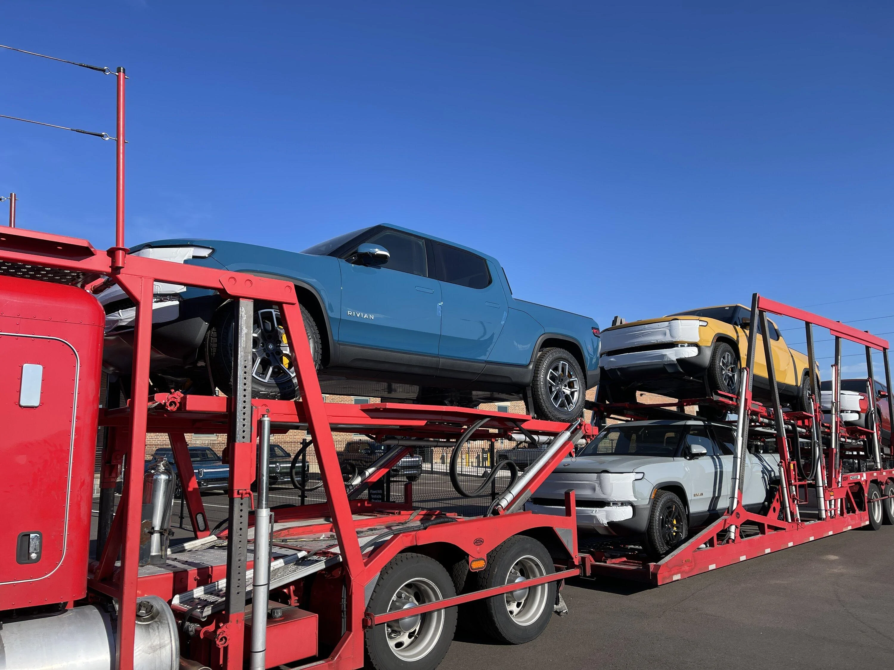 Rivian R1T R1S Oct-Dec 2022 Delivery Windows 3E721EB1-4DCC-4793-861C-6DADC21C8DA2