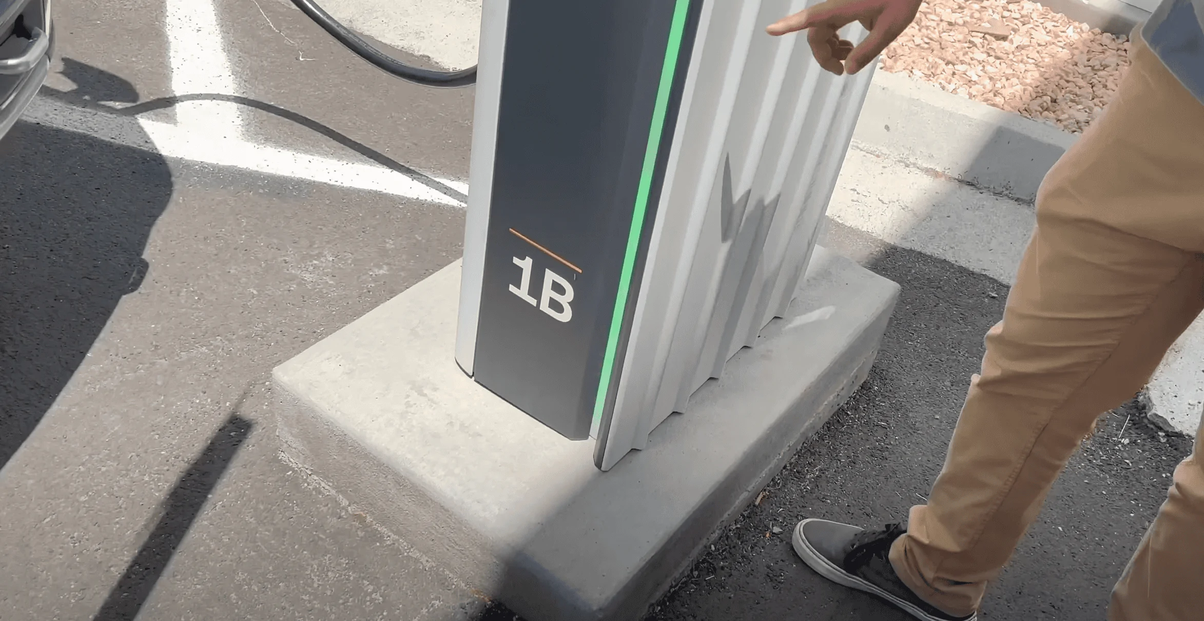 Rivian R1T R1S RAN Rivian Charging Stations Locations Map via Google Maps 1660326065113