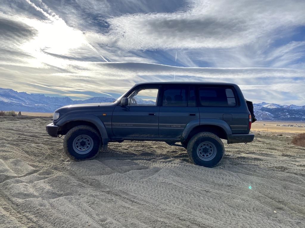 Rivian R1T R1S Steelies! 1660366074536