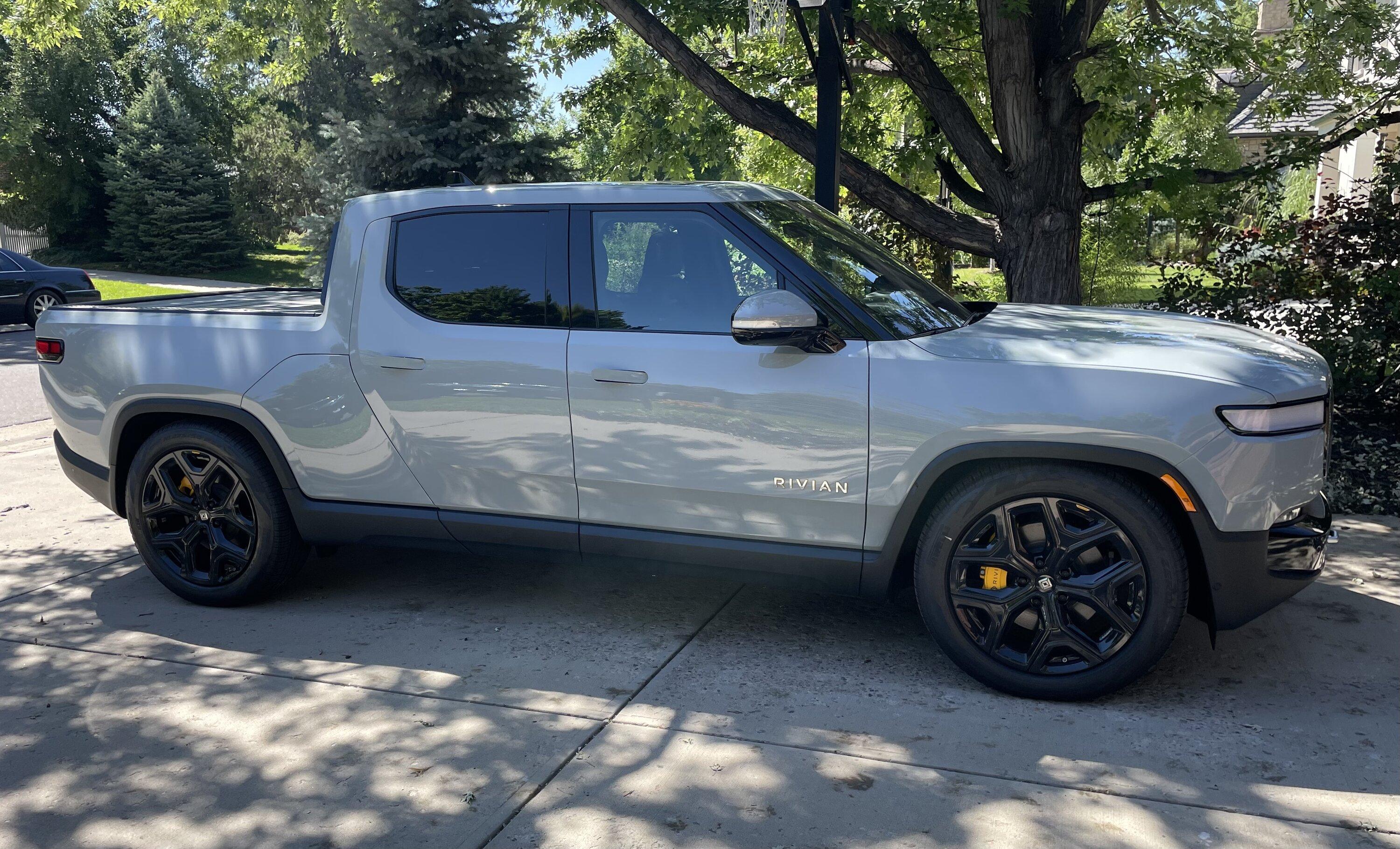 Rivian R1T R1S Totally On Spec R1T Review C79E022C-F1C1-4F2C-B68B-5FBD61F05574