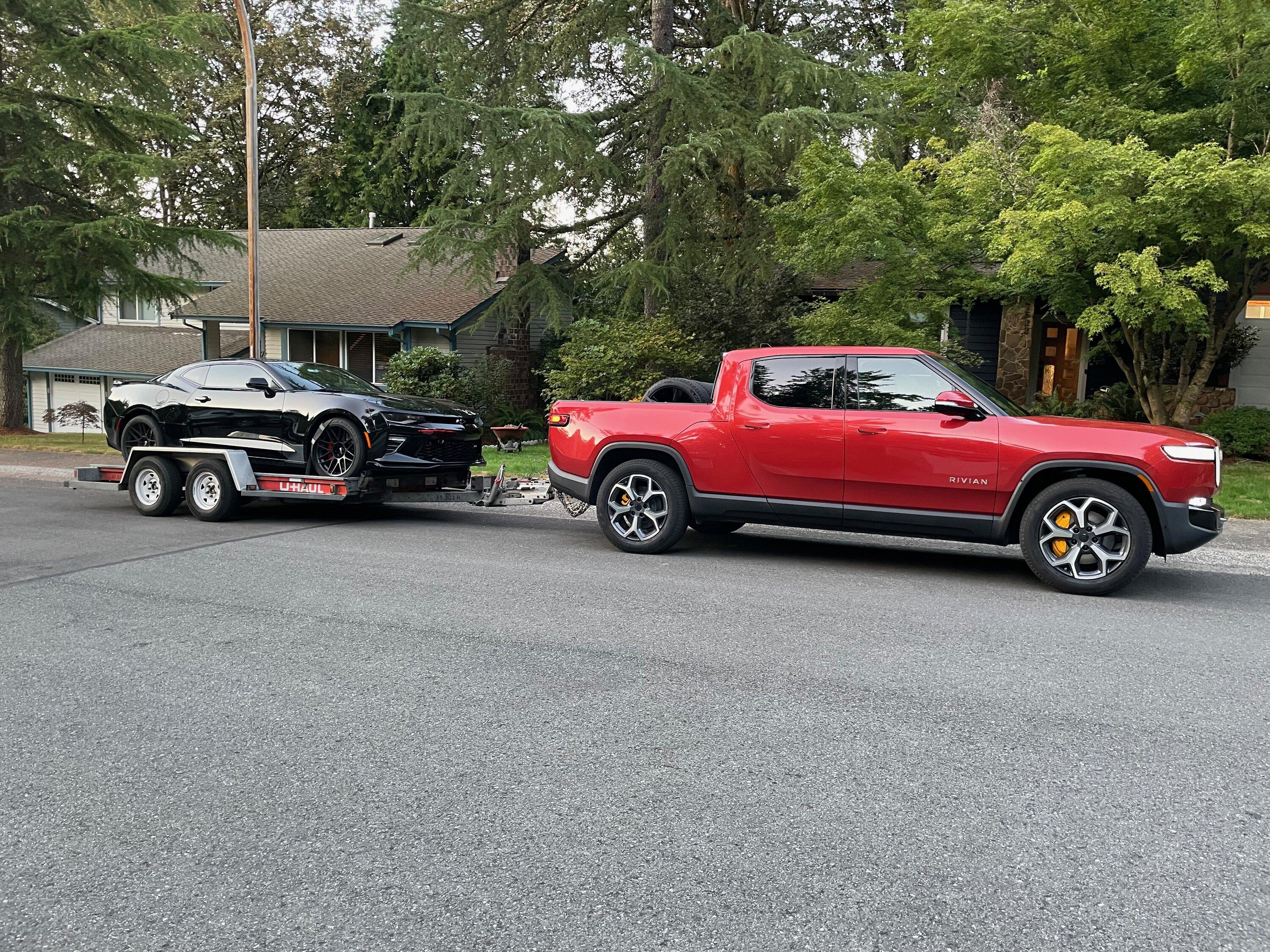 Rivian R1T R1S Towing a car (to and from the track) with R1T - my experience & report IMG_2624