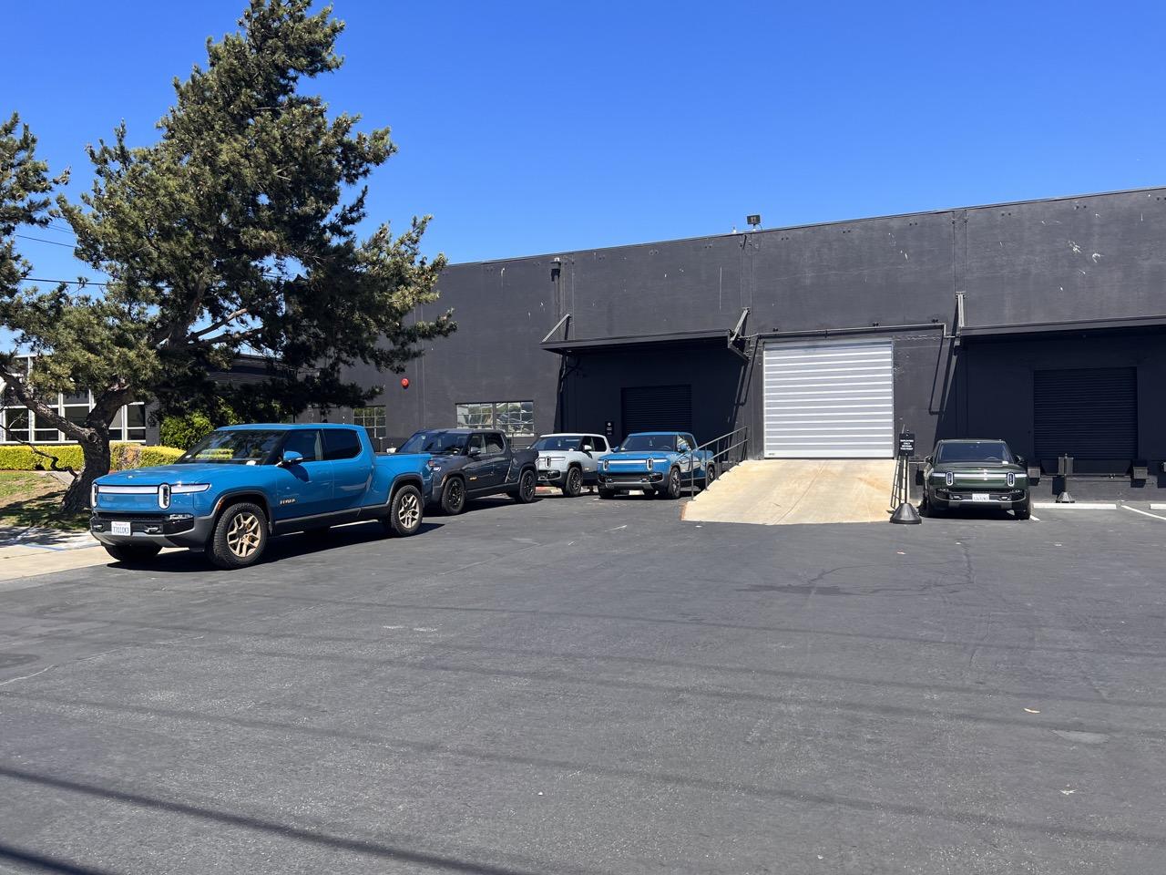 Rivian R1T R1S Spotted R1S and R1T awaiting Pre-Delivery Inspections @ South SF Service Center! IMG_8083 Lar