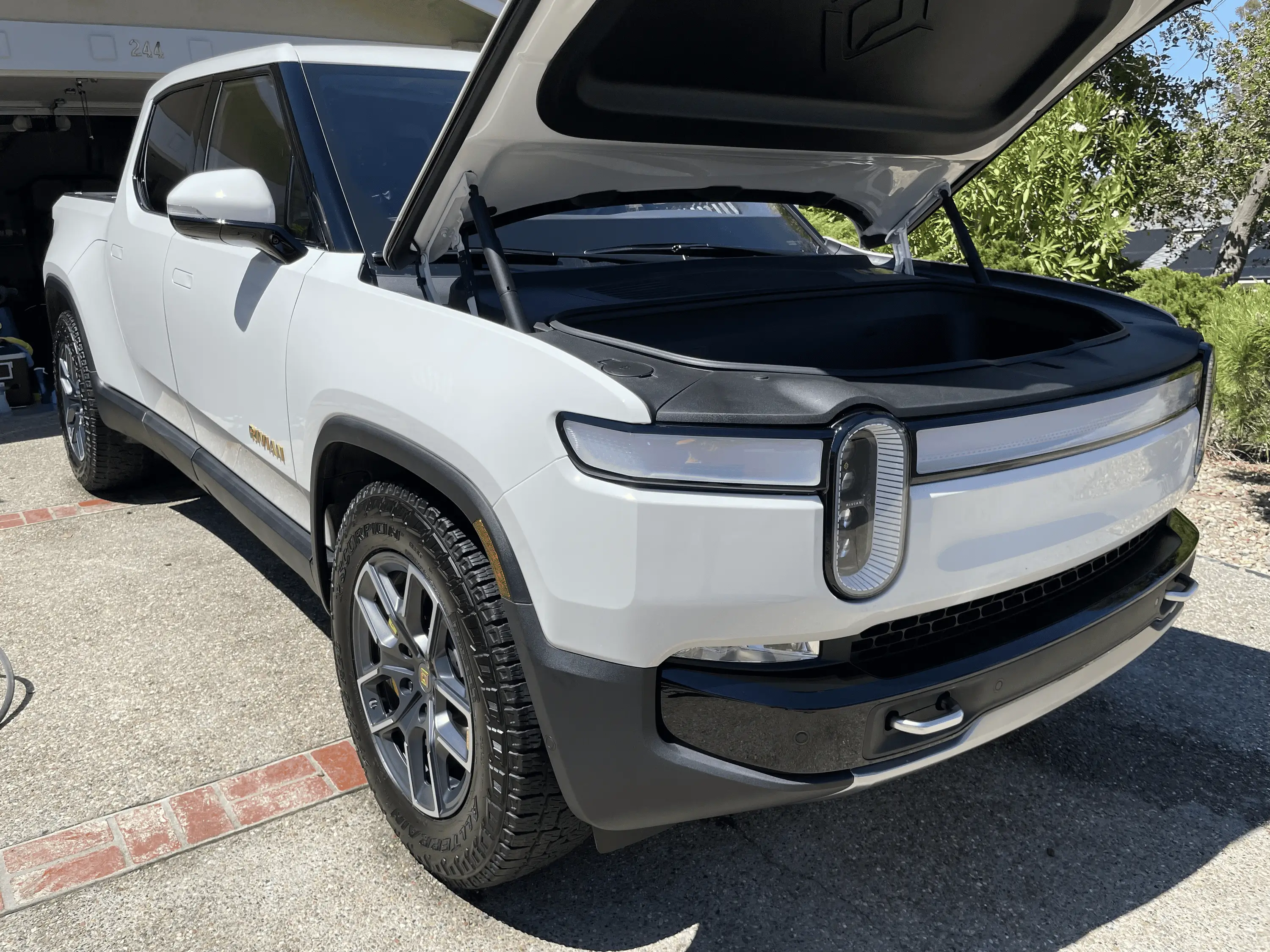Rivian R1T R1S First (Short) Road Trip: Bay Area to Petrolia, CA tempImage1CPxJk