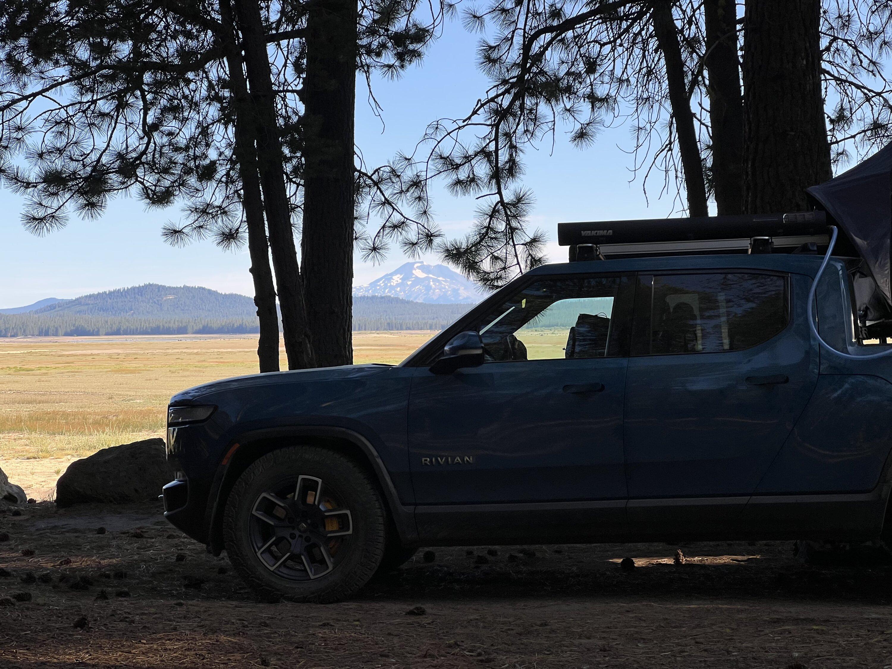Rivian R1T R1S Real Rivian Photos & Videos 9A834C93-A12C-4E3C-837E-025F4DEA9DB2