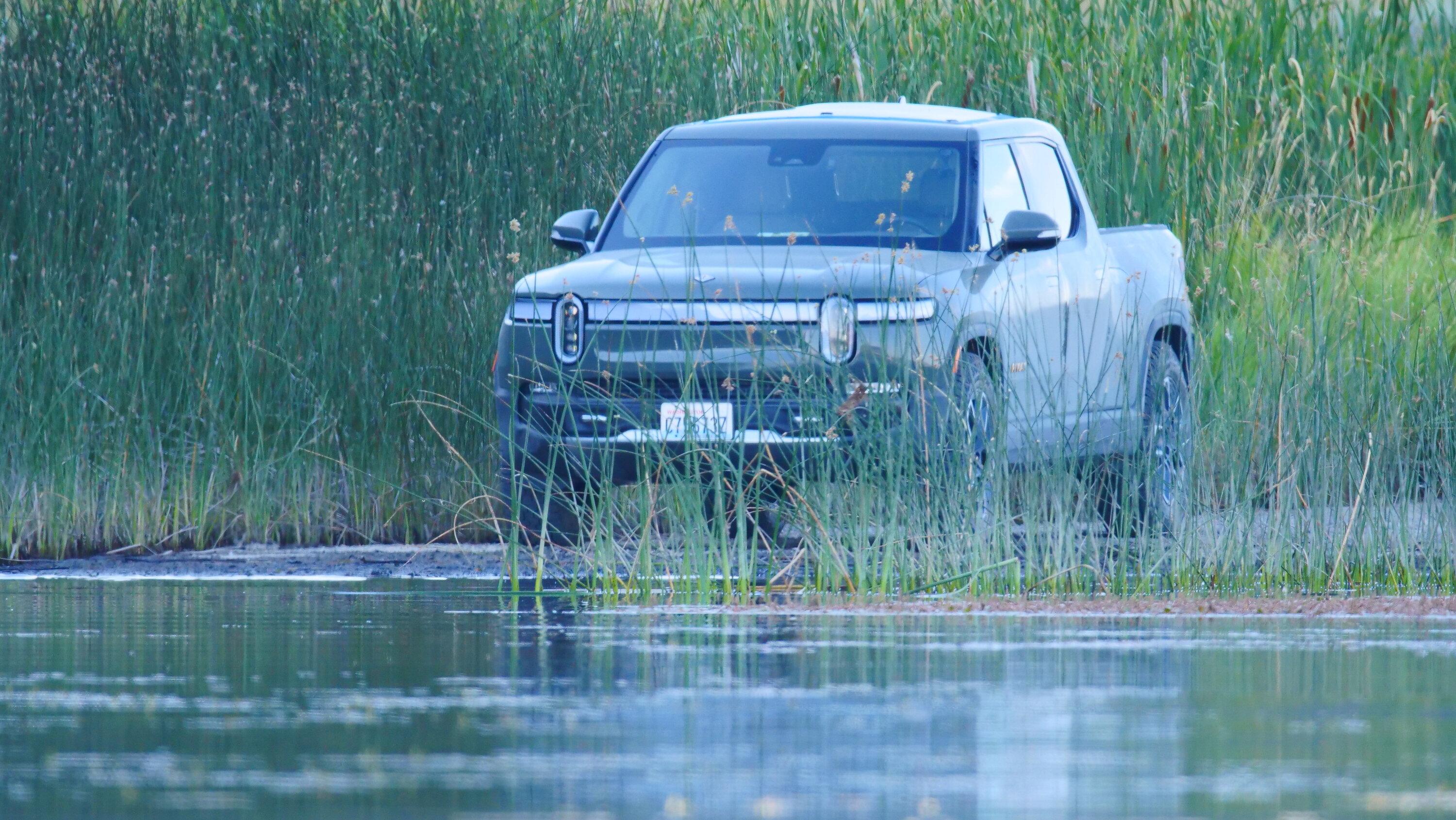 Rivian R1T R1S Real Rivian Photos & Videos 1660668767446