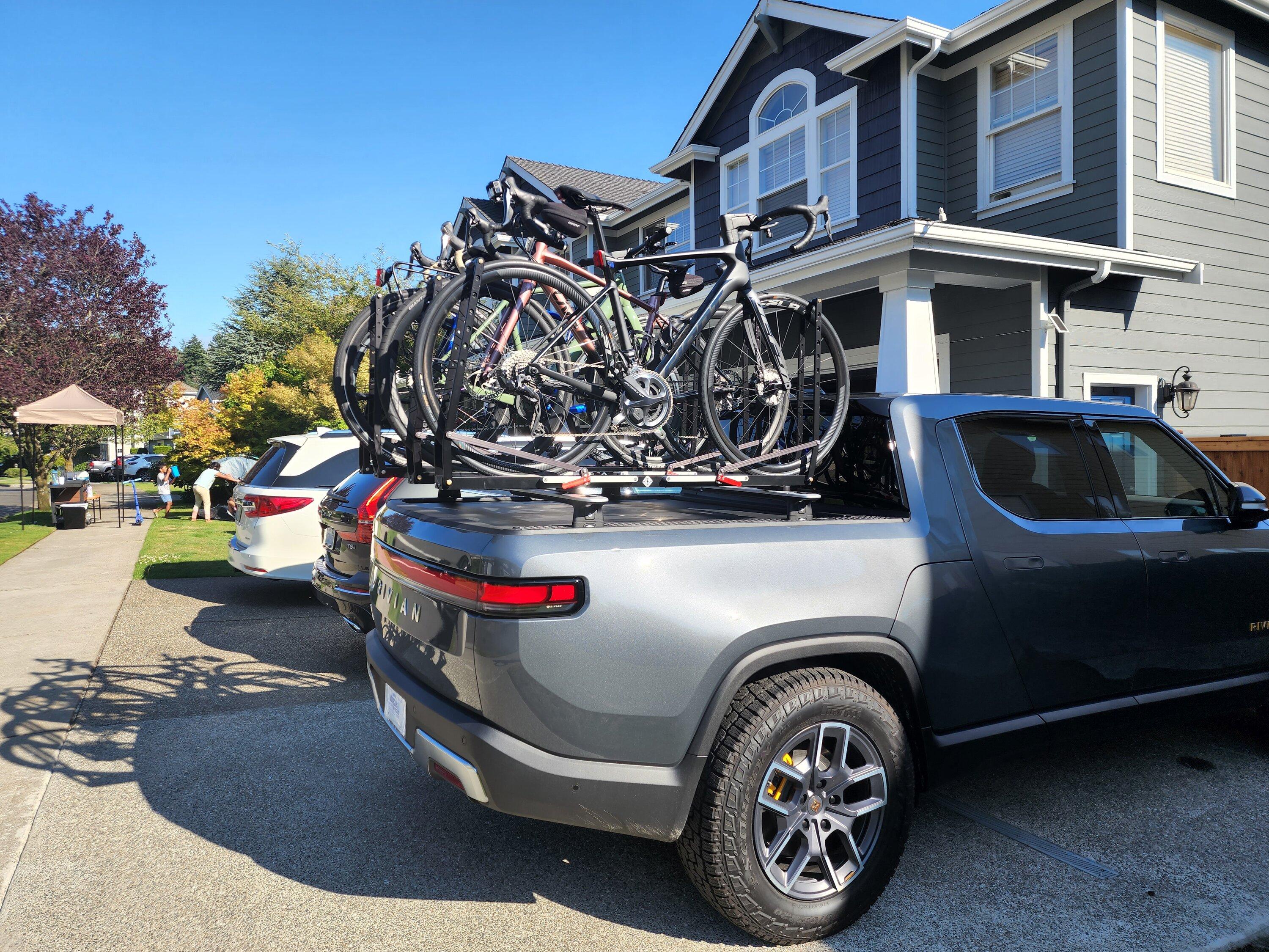 Rivian R1T R1S 1up rack fitment on bed crossbars 20220812_171019