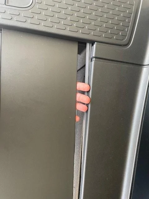 Rivian R1T R1S Tonneau cover issues t12