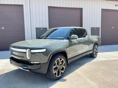 Rivian R1T R1S Iowa anyone? 52F5BCBC-EBAE-4CFC-AA6D-CBC602DCA13D