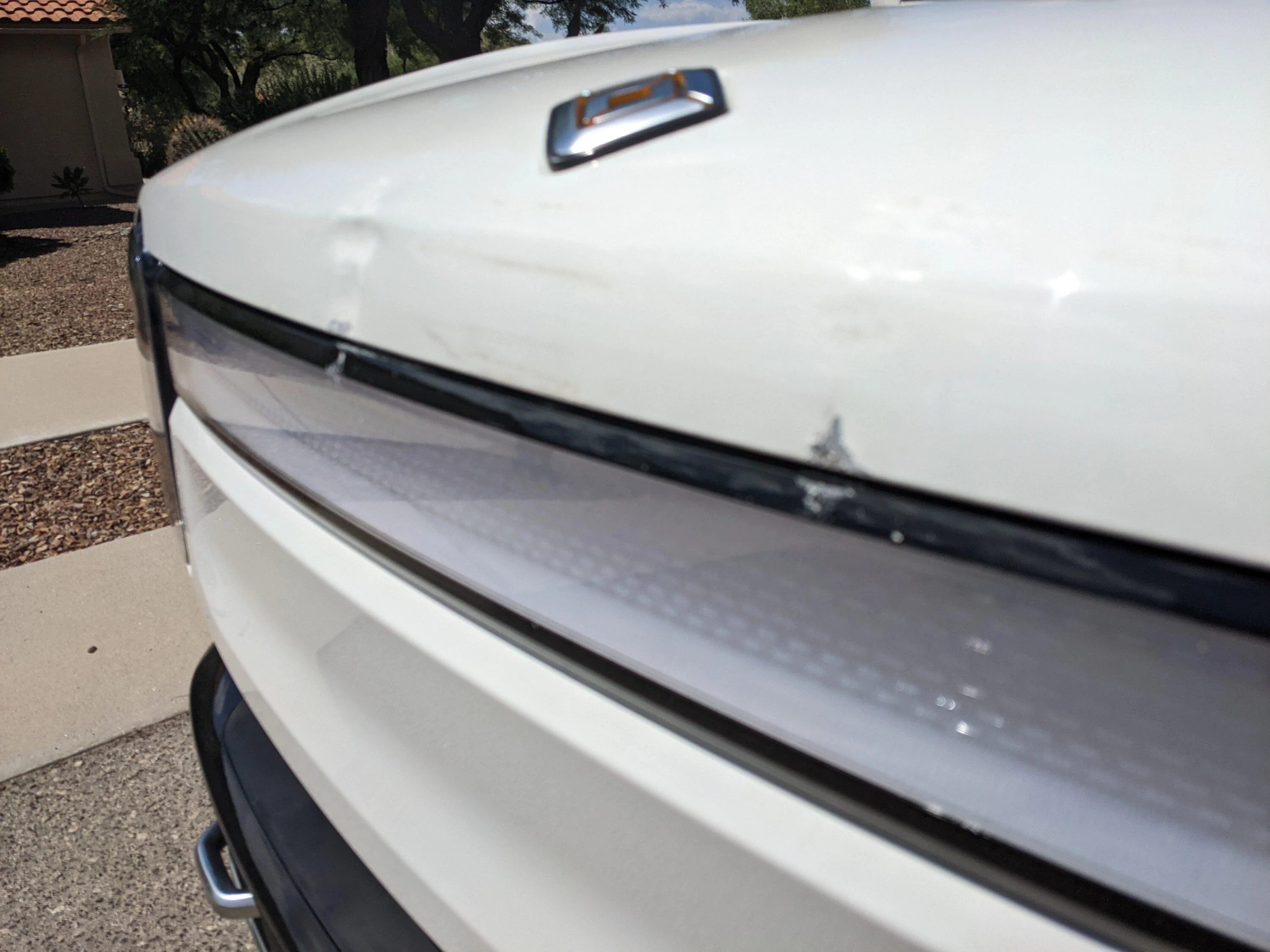 Rivian R1T R1S Damage in transit from service center PXL_20220818_180202022