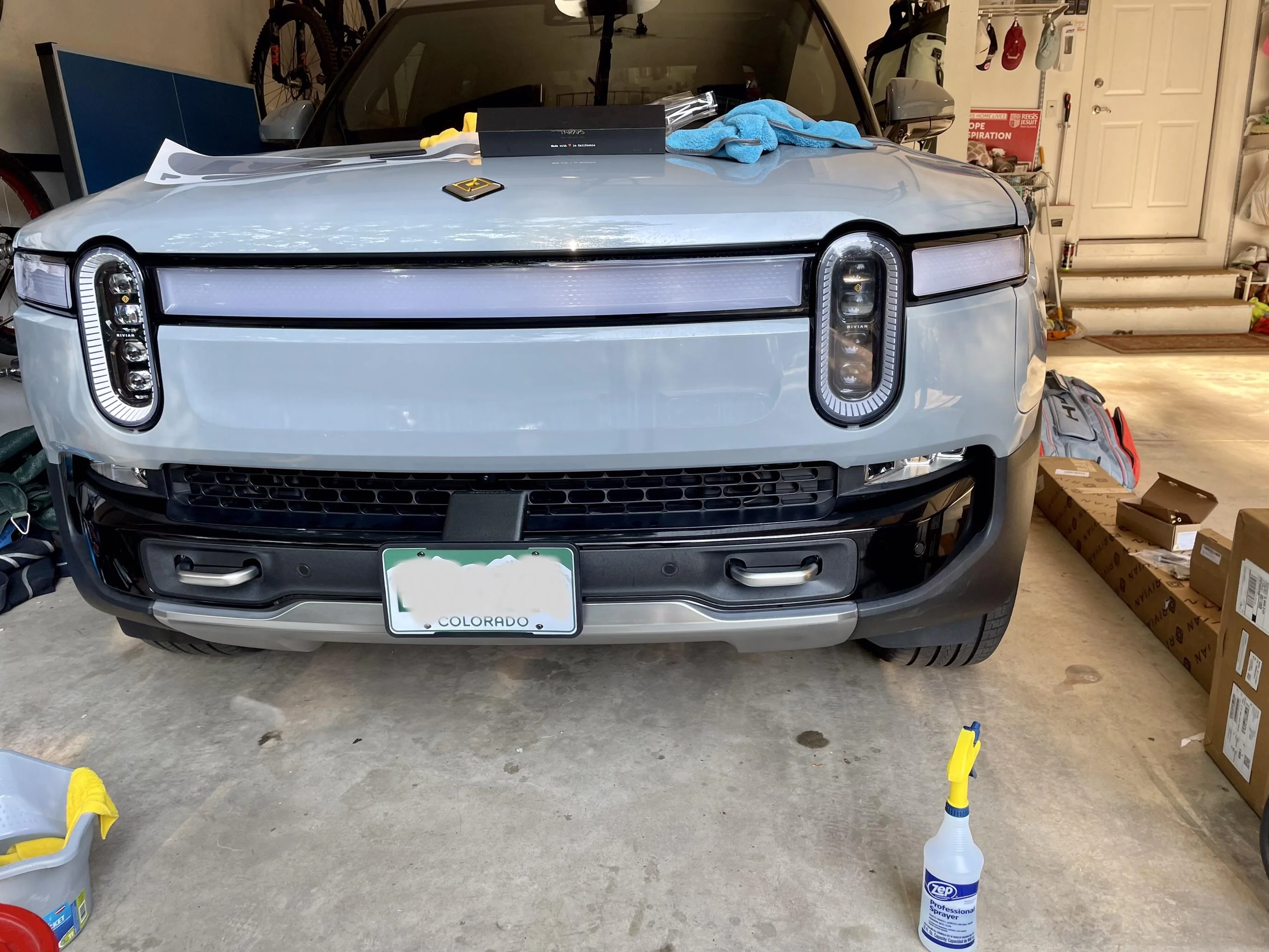 Rivian R1T R1S TWRAPS Light Smoke Headlight // DIY Install 8EE54C58-C342-4AE5-8BDD-7E095F1960FE