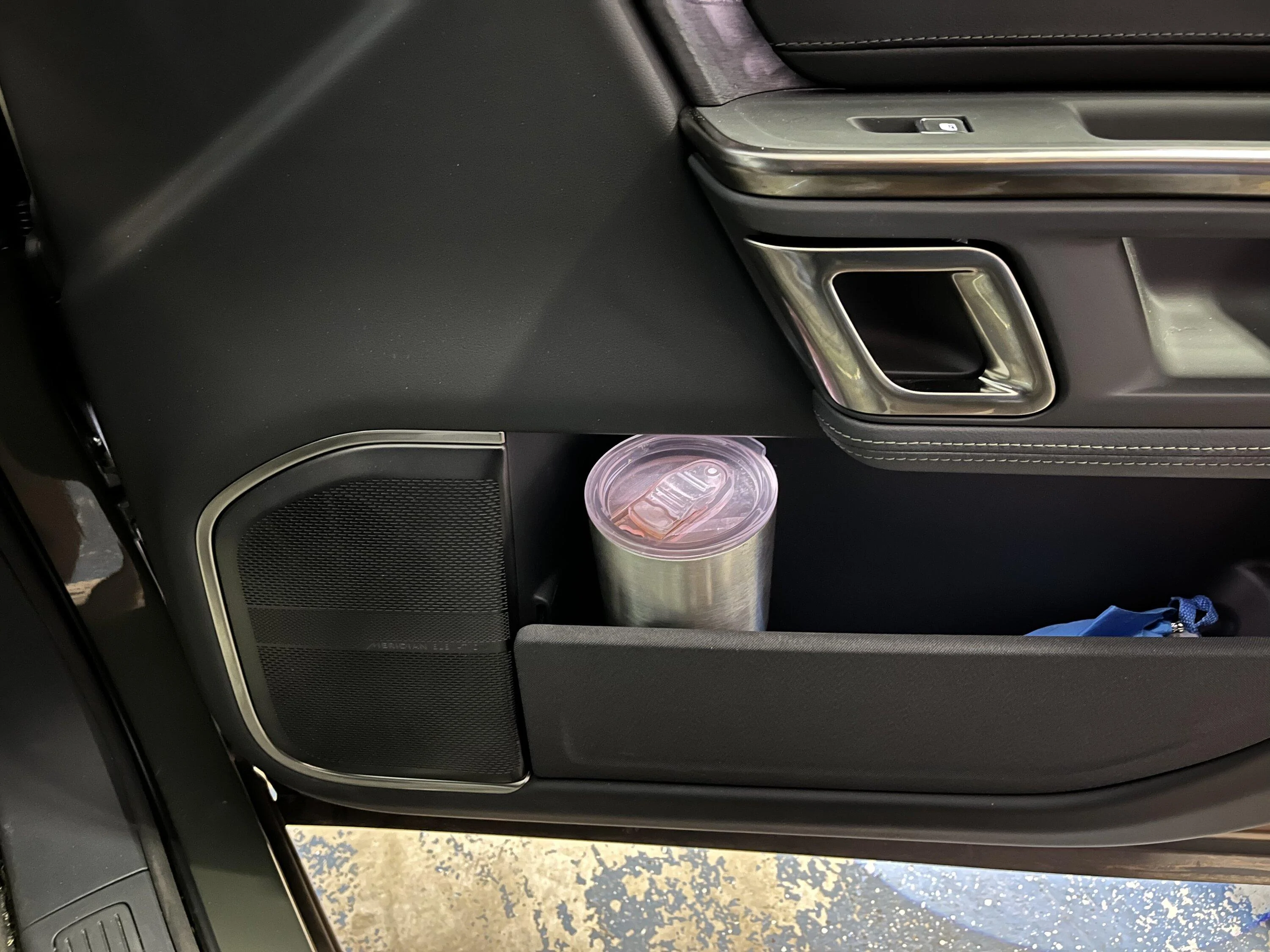 Rivian R1T R1S What reusable water bottle actually fits in the R1T/R1S? BD31F66F-6172-4FA5-937C-7EF5BCE99F6C