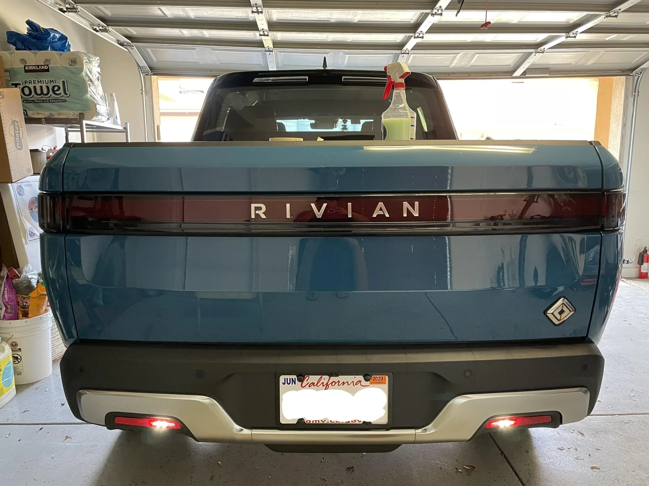 Rivian R1T R1S TWRAPS Light Smoke Headlight // DIY Install IMG_9498
