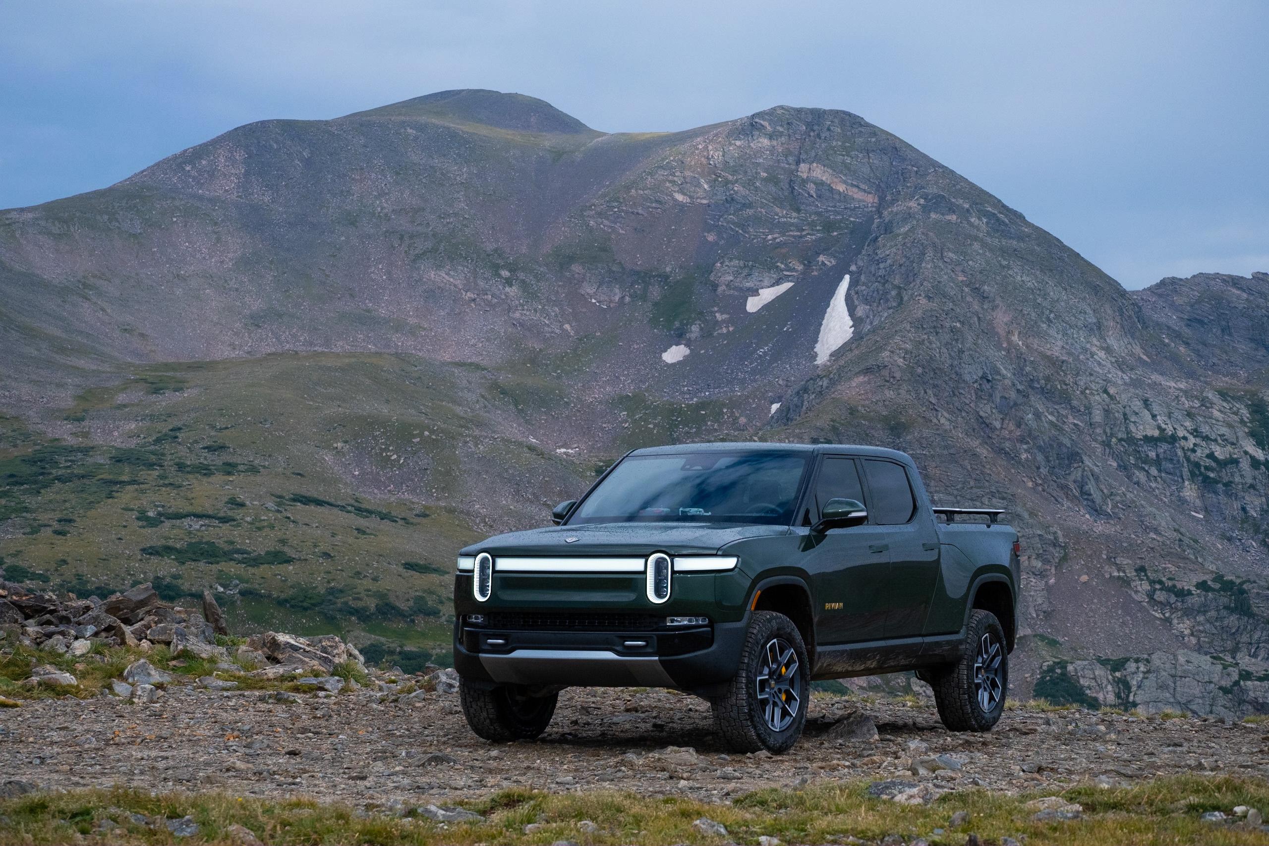 Rivian R1T R1S Drove the R1T up the Kingston Peak Trail 8A865EC6-BD9F-4A78-9EF9-98A089530B4A