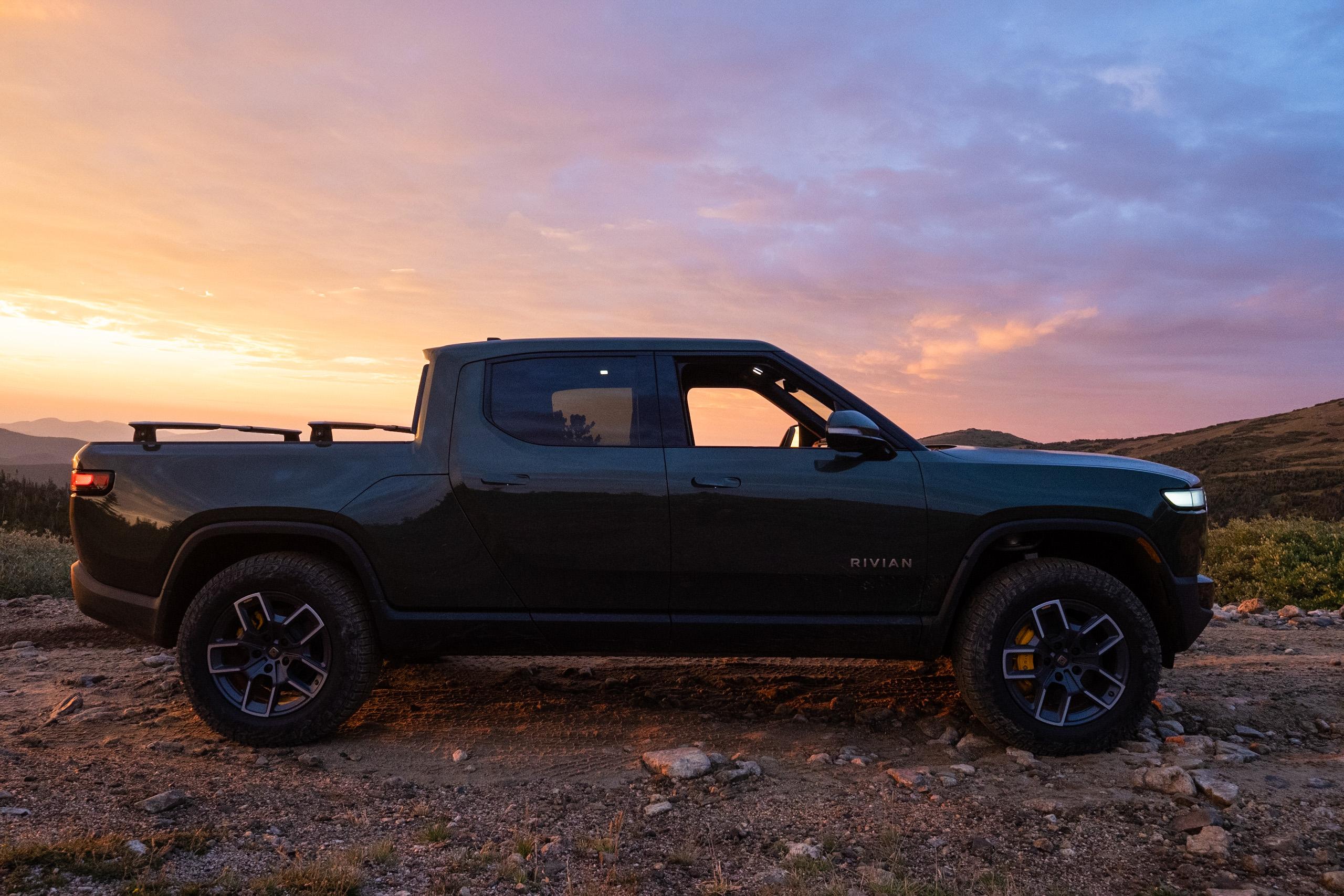 Rivian R1T R1S Drove the R1T up the Kingston Peak Trail 5E151915-3DB3-479D-A3F5-BB975312A99D