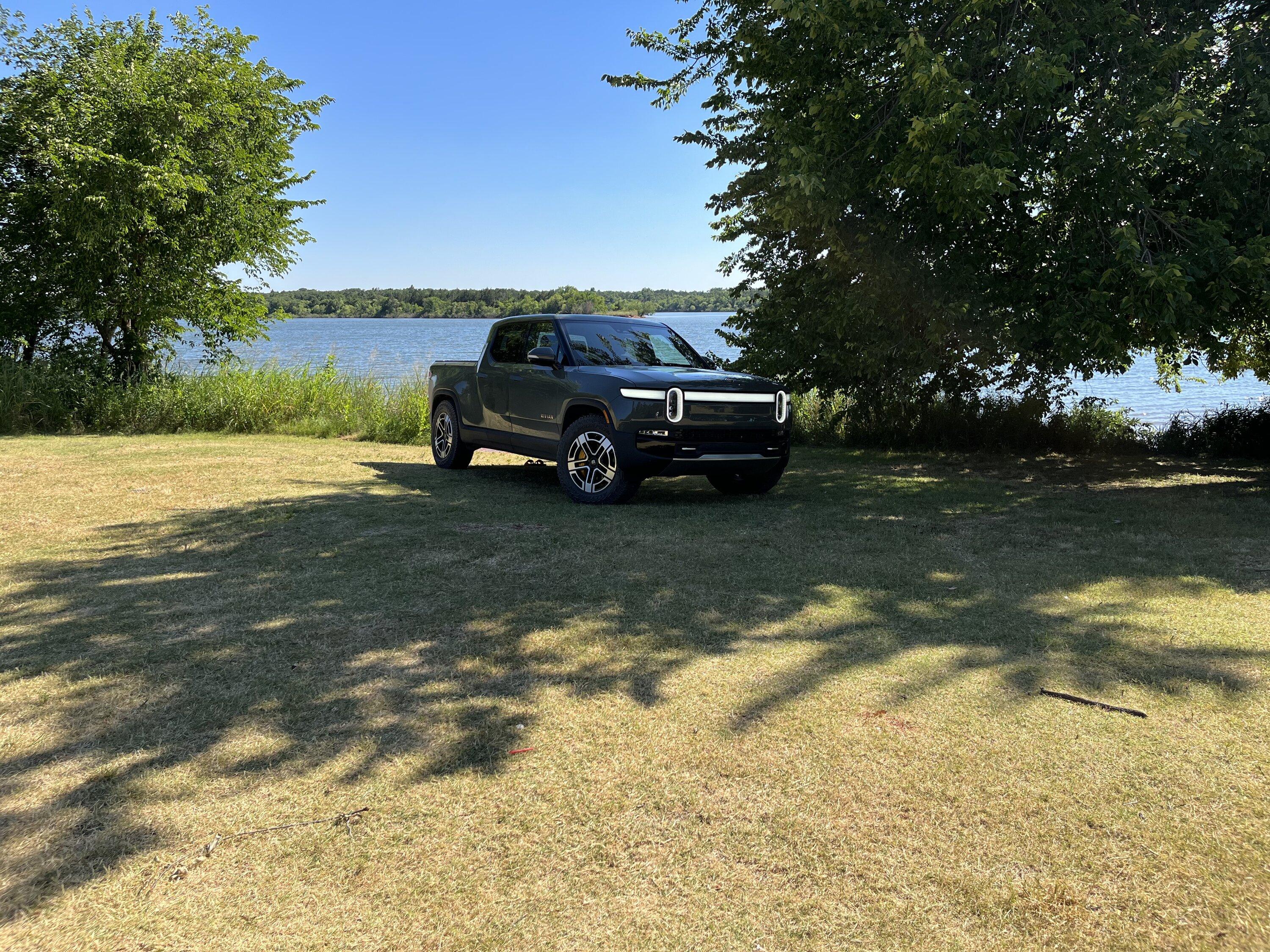 Rivian R1T R1S High Resolution Rivian Vehicle Image Request 48333C74-A0B9-47D8-818E-9EE4939D7F6C