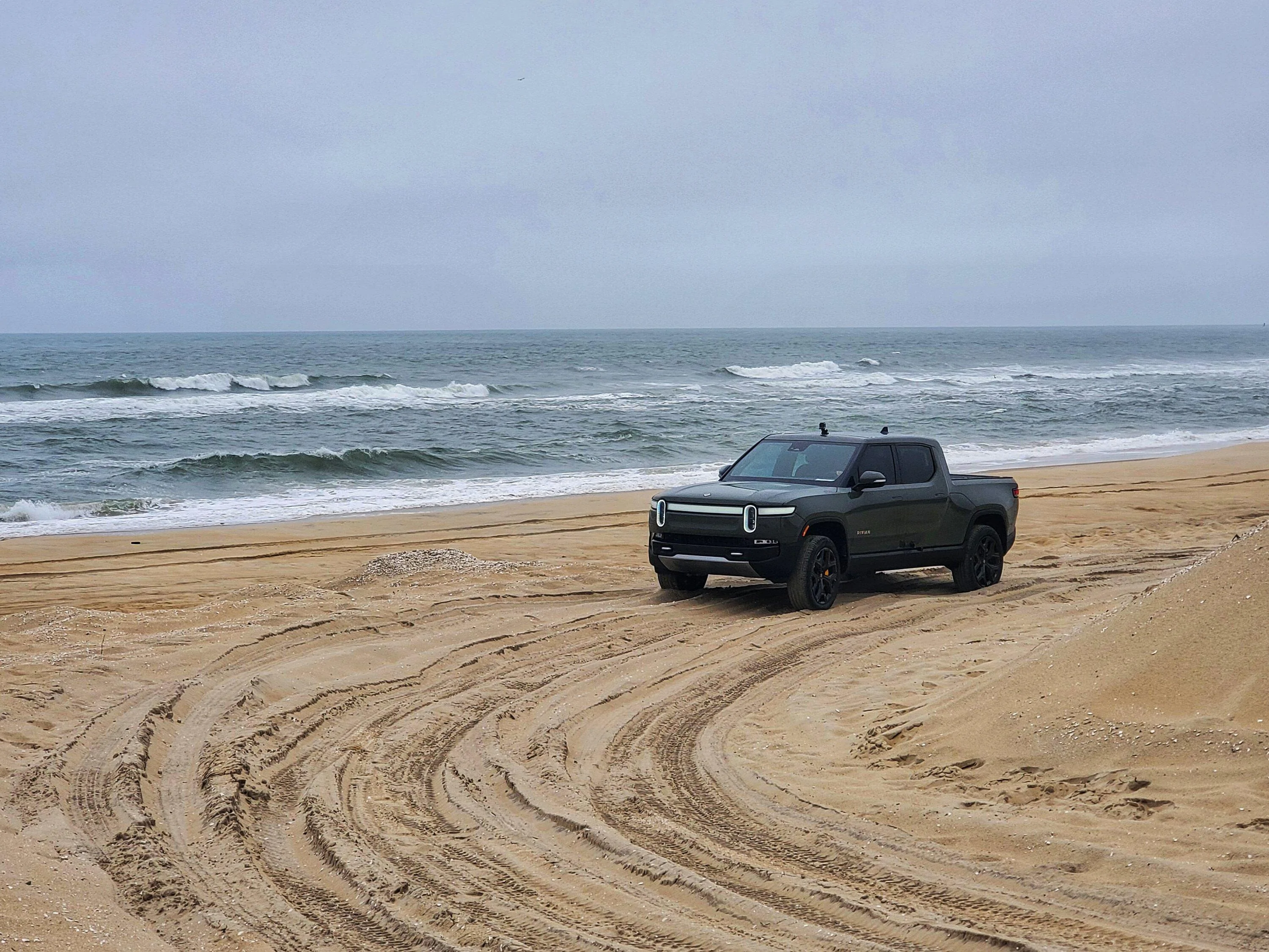 Rivian R1T R1S High Resolution Rivian Vehicle Image Request 20220525_121525-01