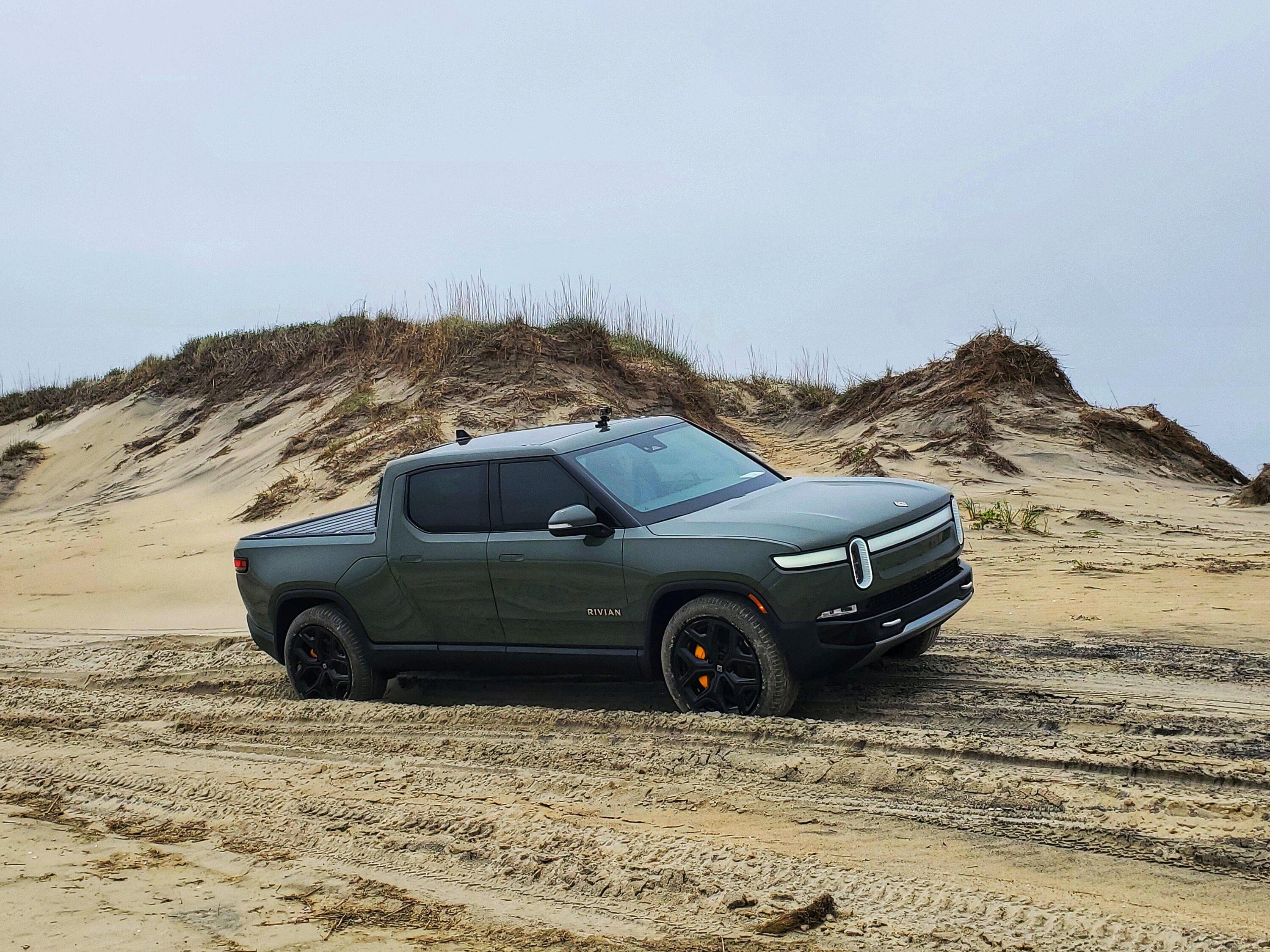 Rivian R1T R1S High Resolution Rivian Vehicle Image Request 20220525_120411-01