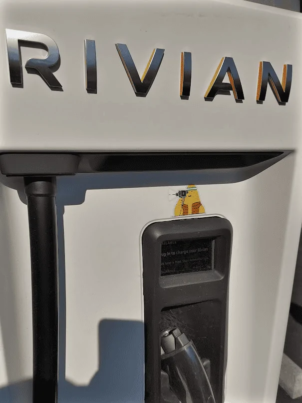 Rivian R1T R1S Some photos and user experience from the RAN chargers in California 1661293251663