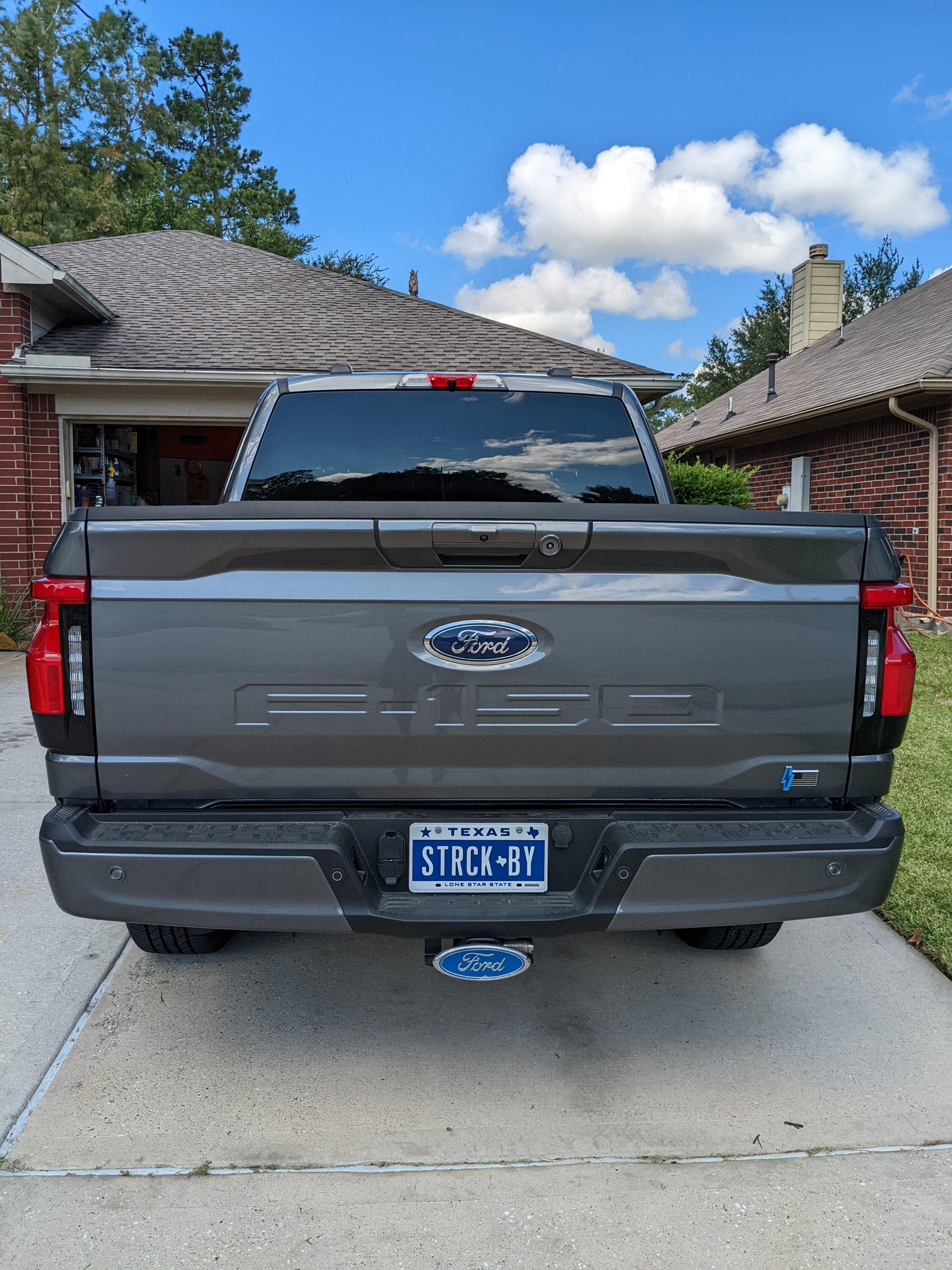 Rivian R1T R1S I got my Lightning! PXL_20220813_161800718