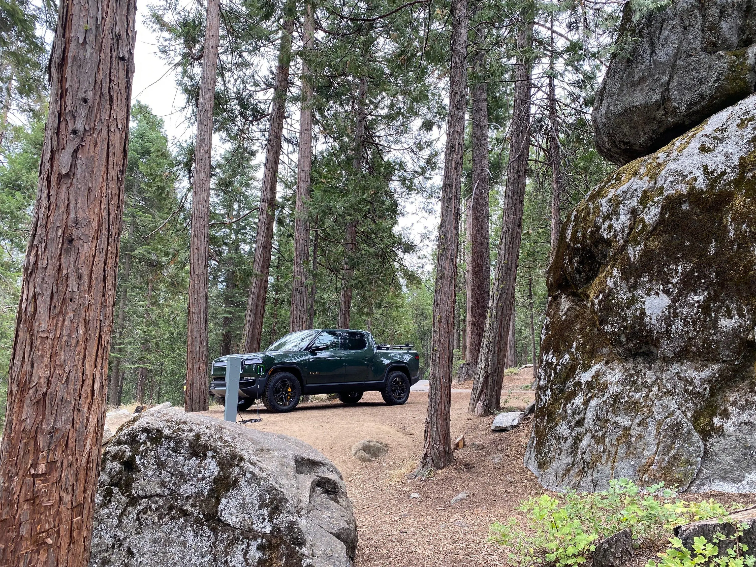 Rivian R1T R1S High Resolution Rivian Vehicle Image Request IMG_1180