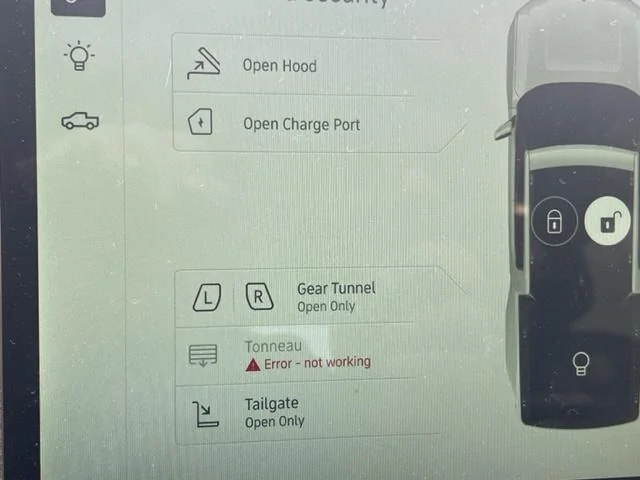 Rivian R1T R1S Software update to 2022.31.0 - tonneau cover not working now RV1
