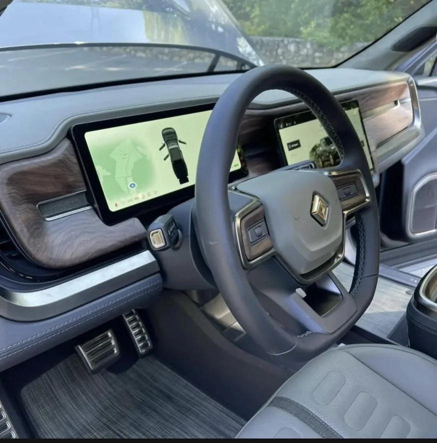 Rivian R1T R1S FOREST EDGE Rivian Interior Photos 1F46FDFC-0E7D-48CB-B0C1-E4D498DE5332