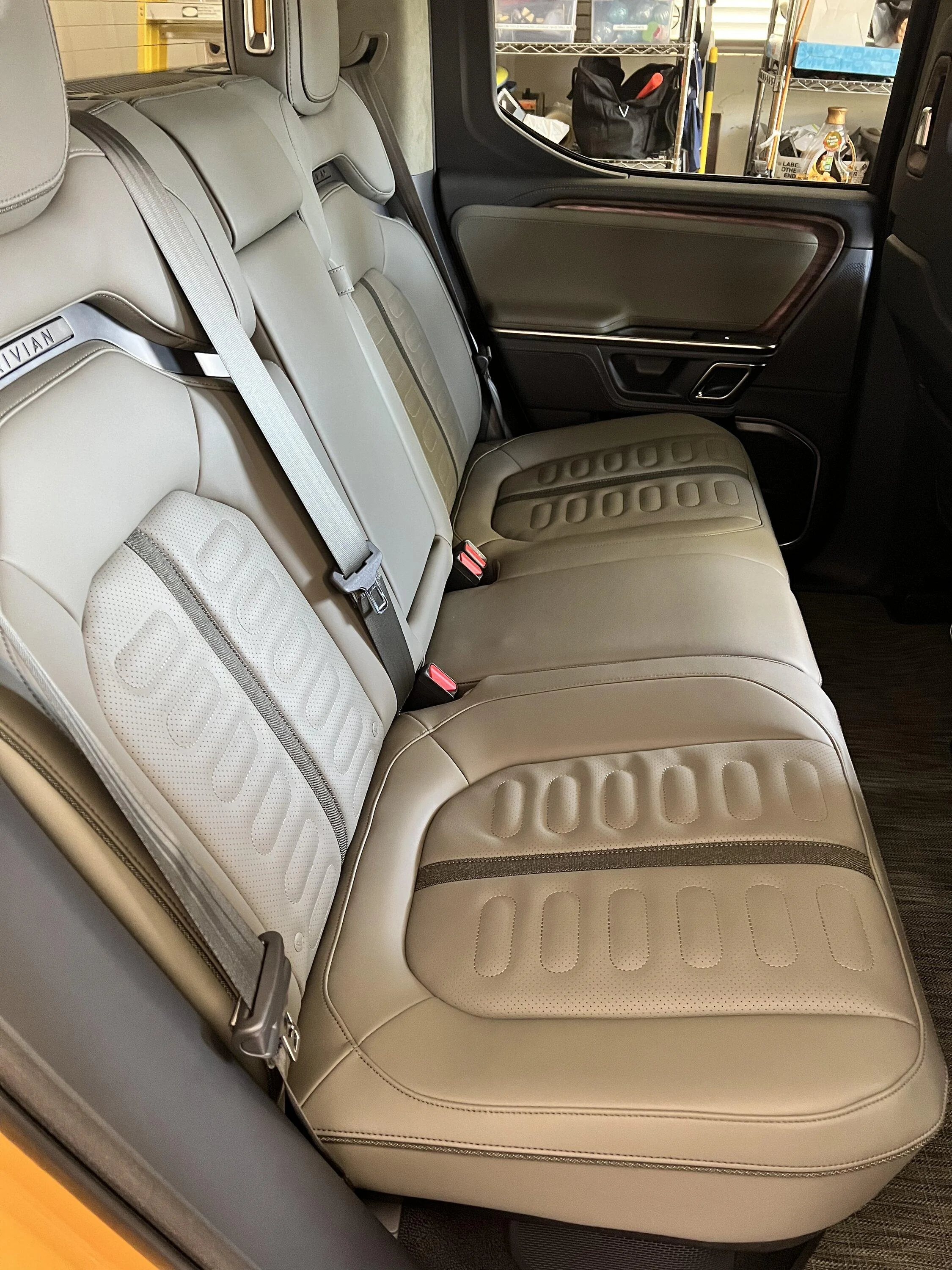 Rivian R1T R1S HERE SHE IS! Compass Yellow R1T Delivered 29AA1553-BFA6-42BB-BDF3-AB84C5DE03D3