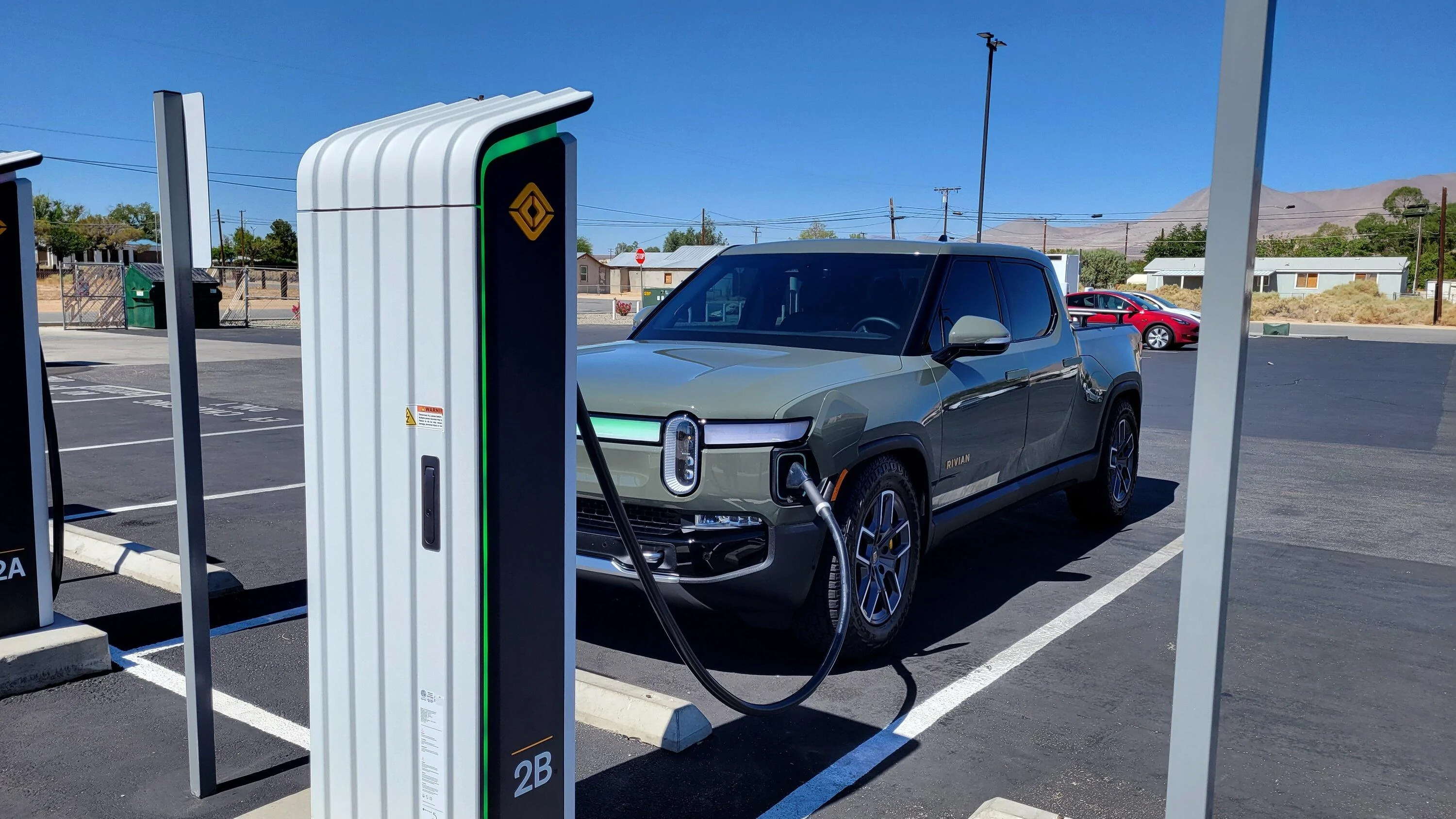 Rivian R1T R1S LAUNCH GREEN R1T Photos 20220710_102549