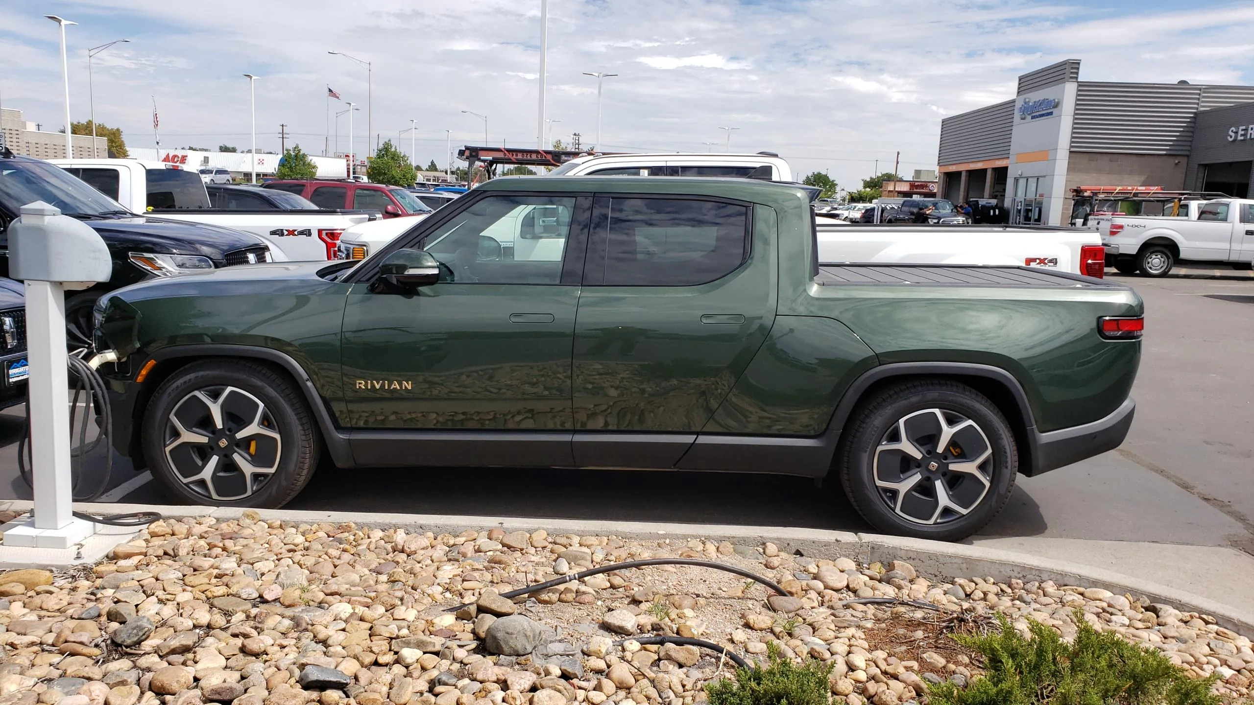 Rivian R1T R1S Anyone Else Getting First Mile Invites? 20220826_133237