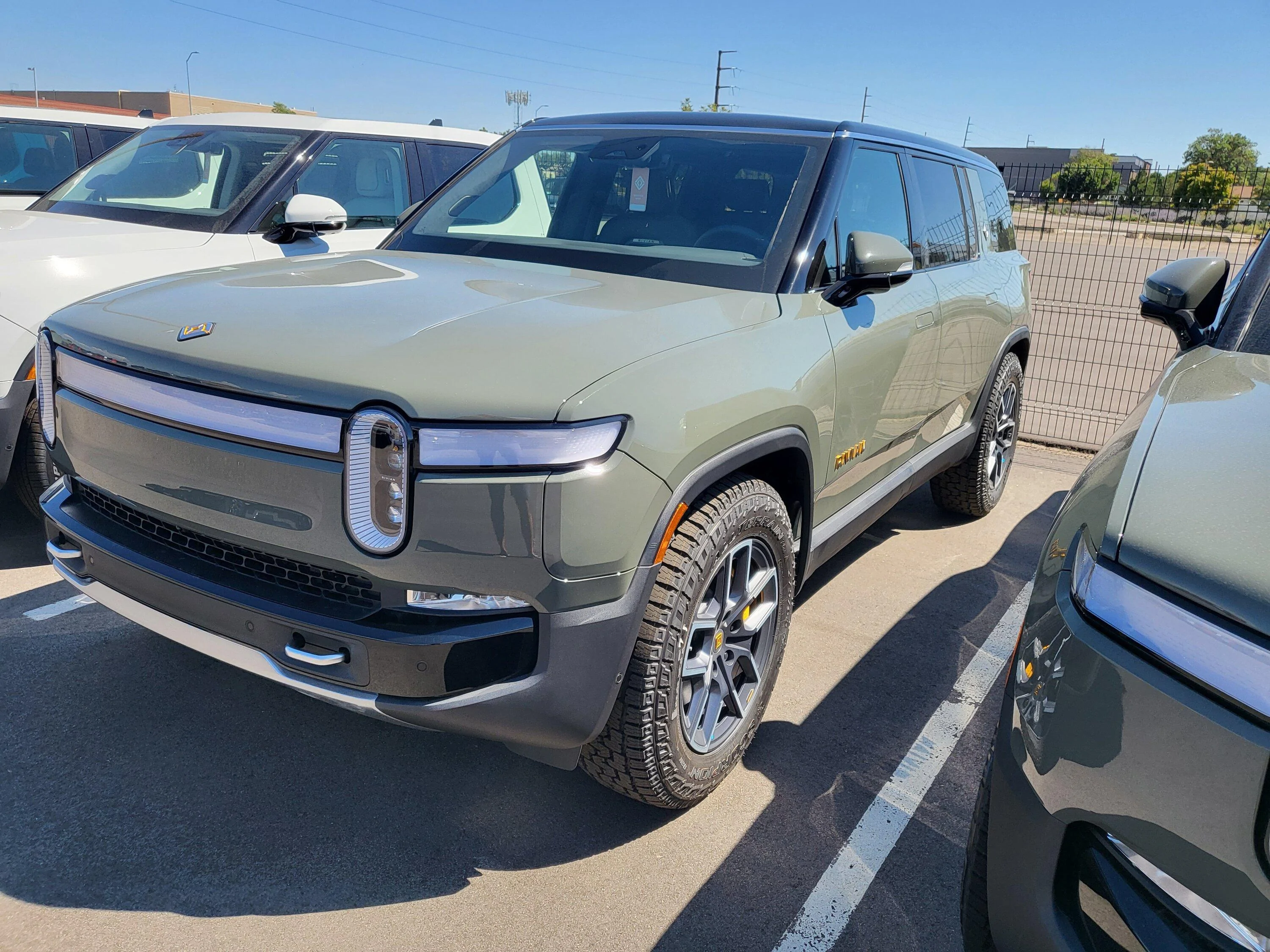 Rivian R1T R1S Colorado R1S Pre-Orders --> entering first Aug/Sept Delivery Window..... 20220827_113848