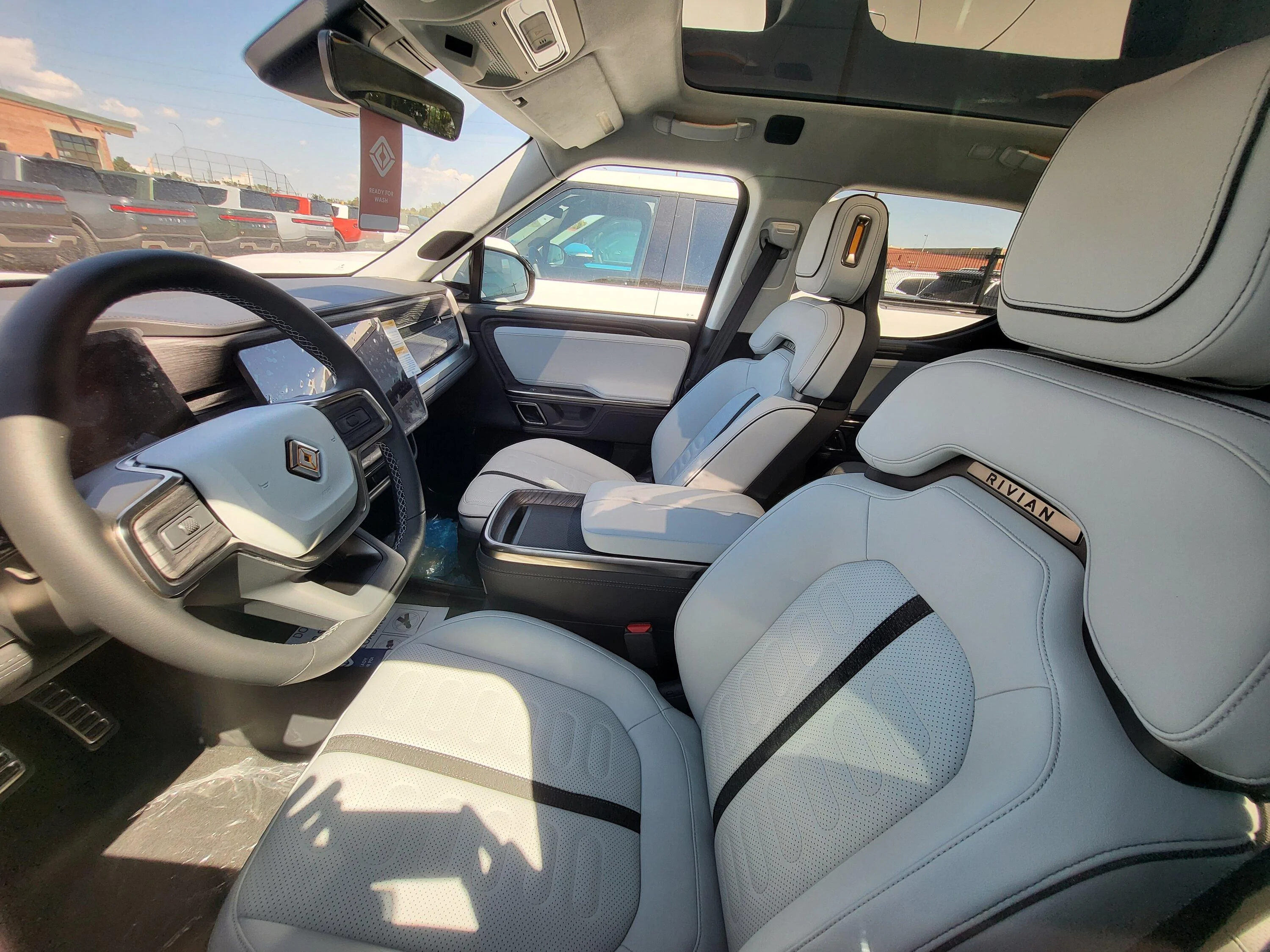 Rivian R1T R1S Colorado R1S Pre-Orders --> entering first Aug/Sept Delivery Window..... 20220827_113932