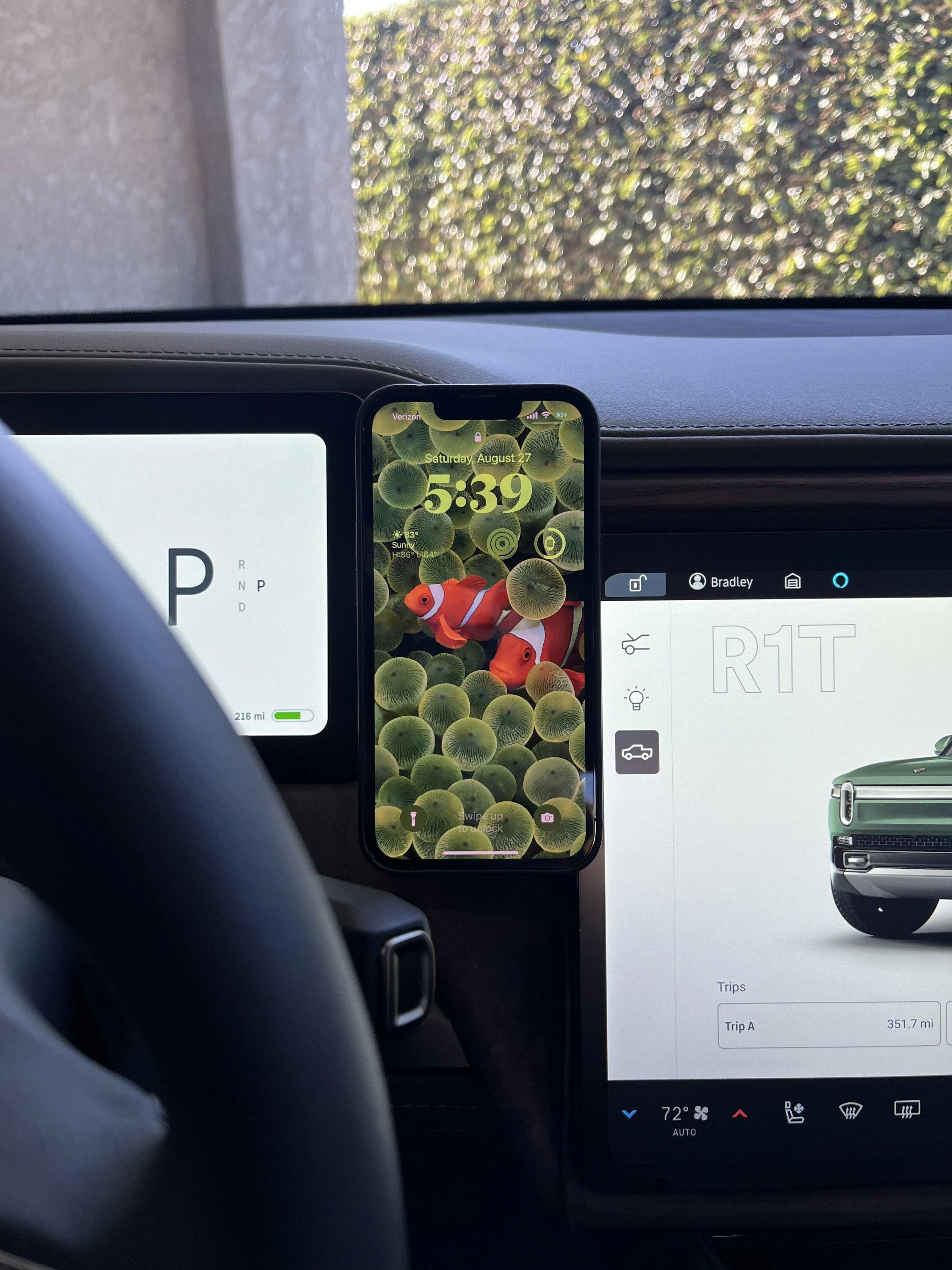 Rivian R1T R1S Mounting a cell phone.  Has anyone done it? tempImageFH8w8q
