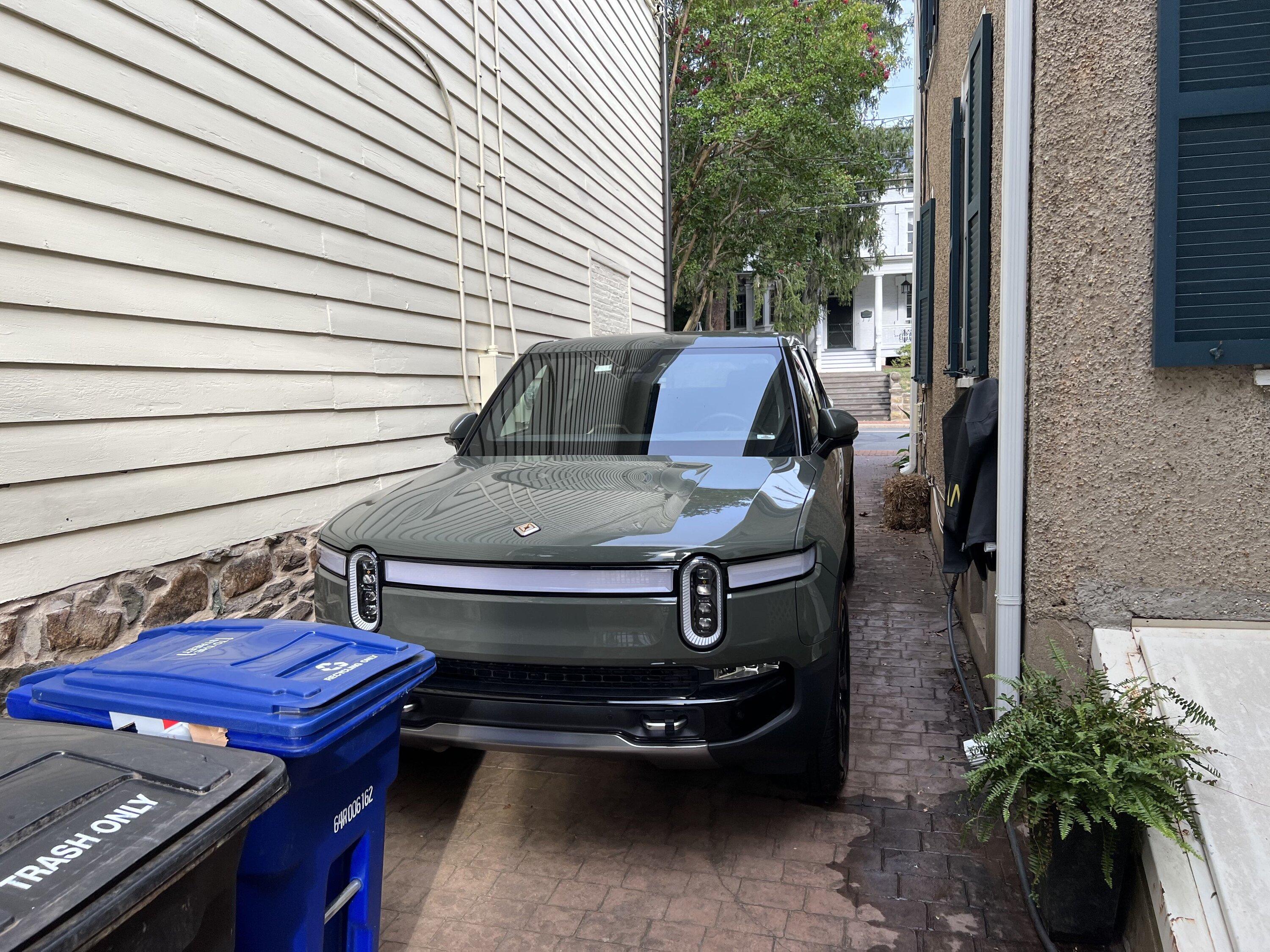 Rivian R1T R1S Greatest fear came true this morning - The Brick rivalley