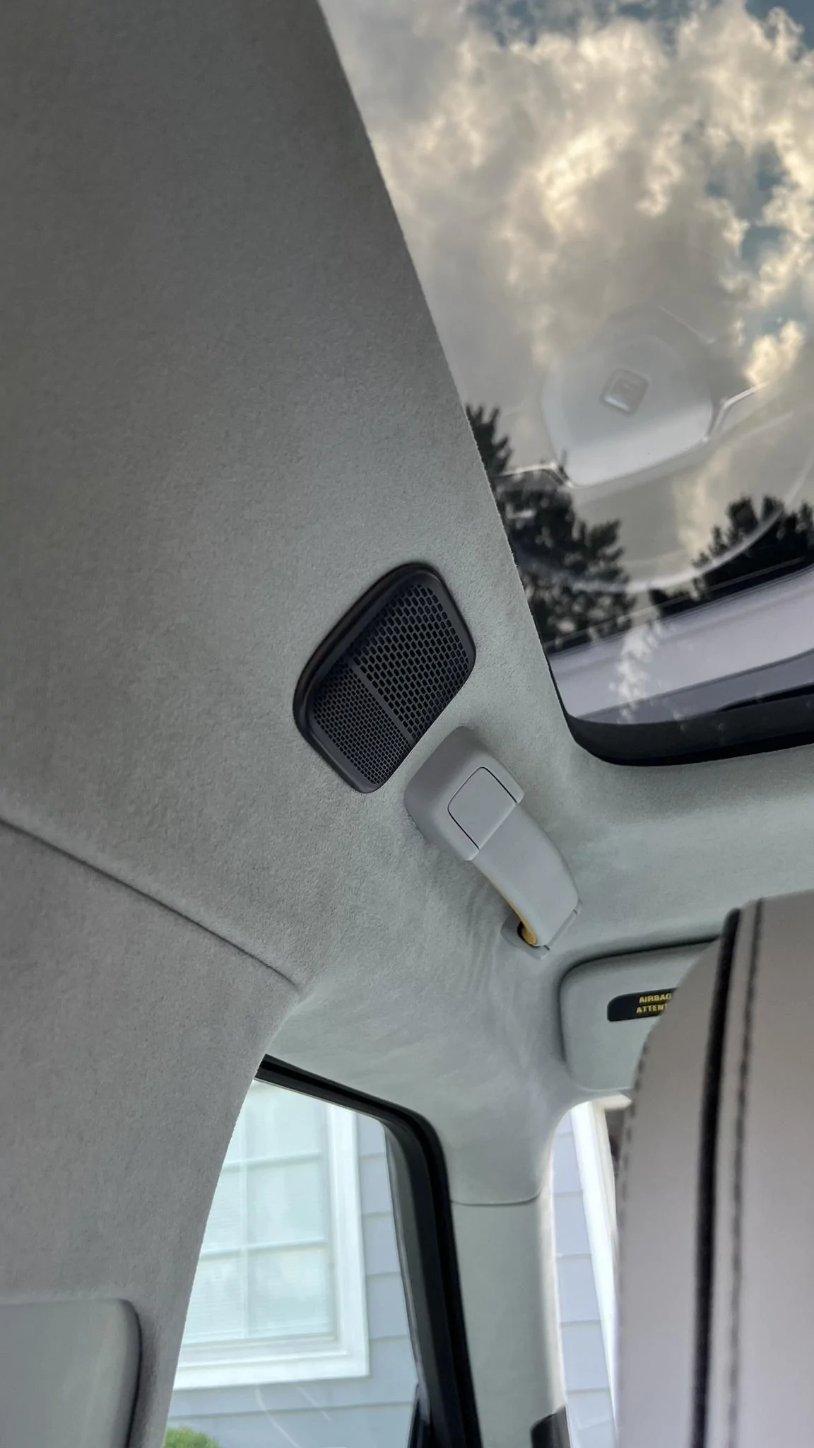 Rivian R1T R1S OCEAN COAST Rivian Interior Photos vADUr79