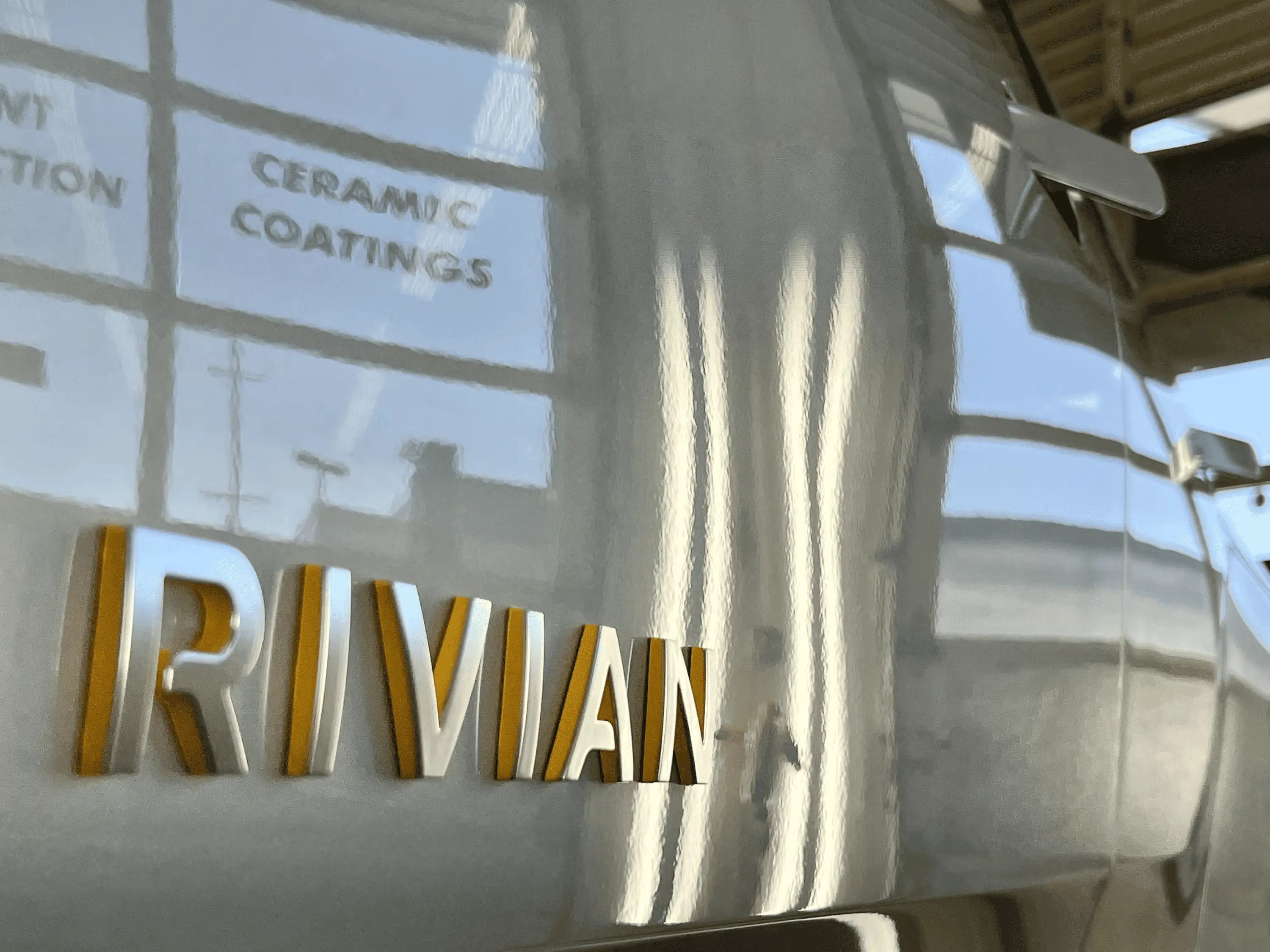 Rivian R1T R1S LA SILVER Rivian Photos tempImageTyA2Bk